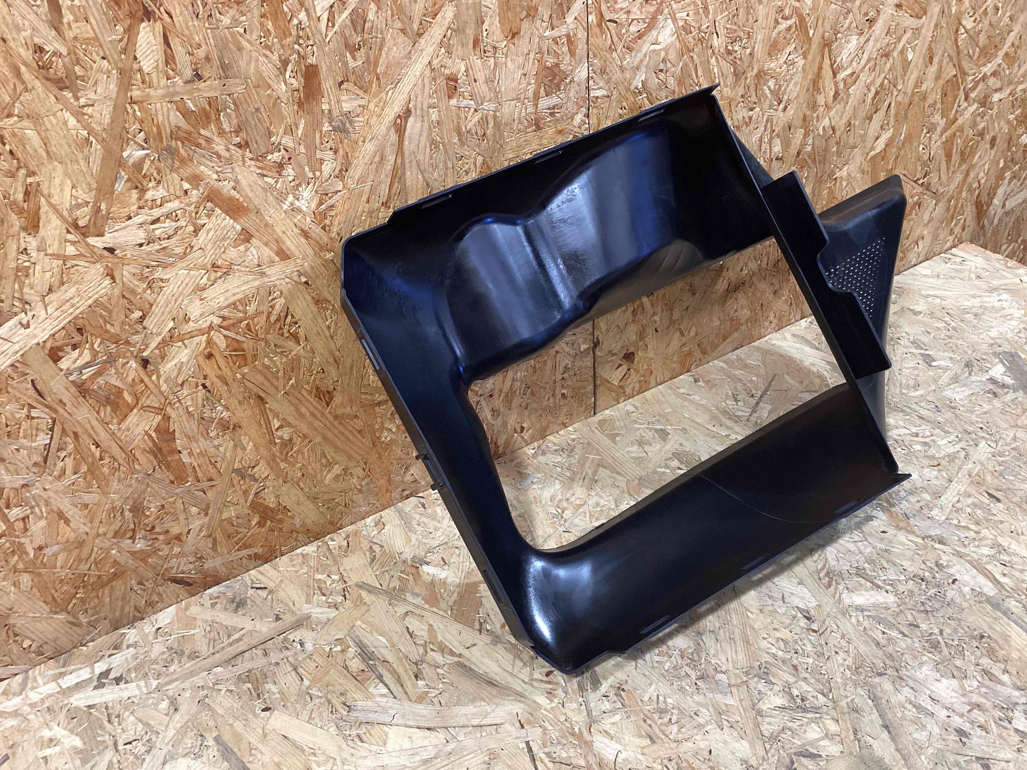 Воздуховод Porsche Boxster 718 090426-108