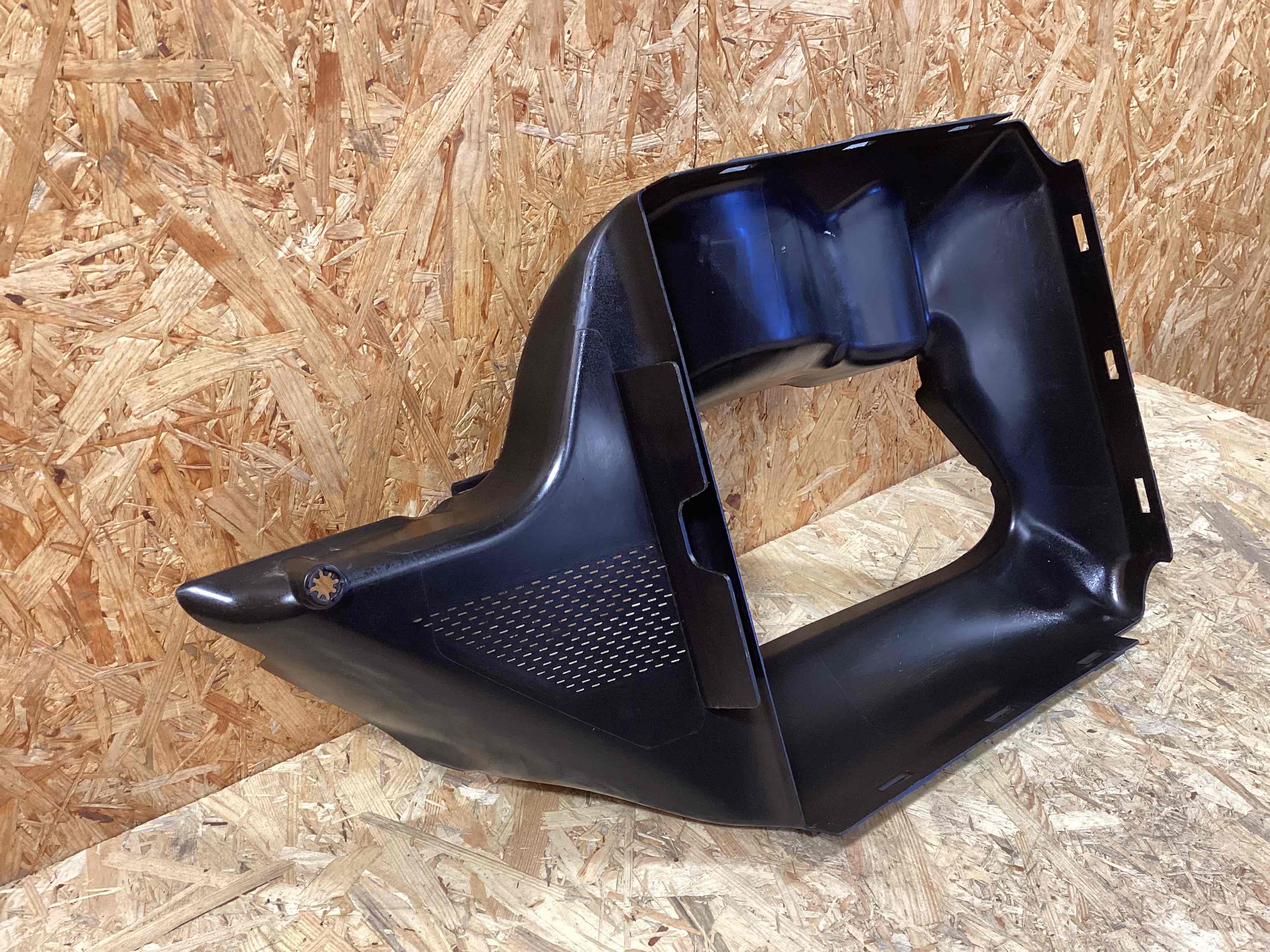 Воздуховод Porsche Boxster 718 090426-109