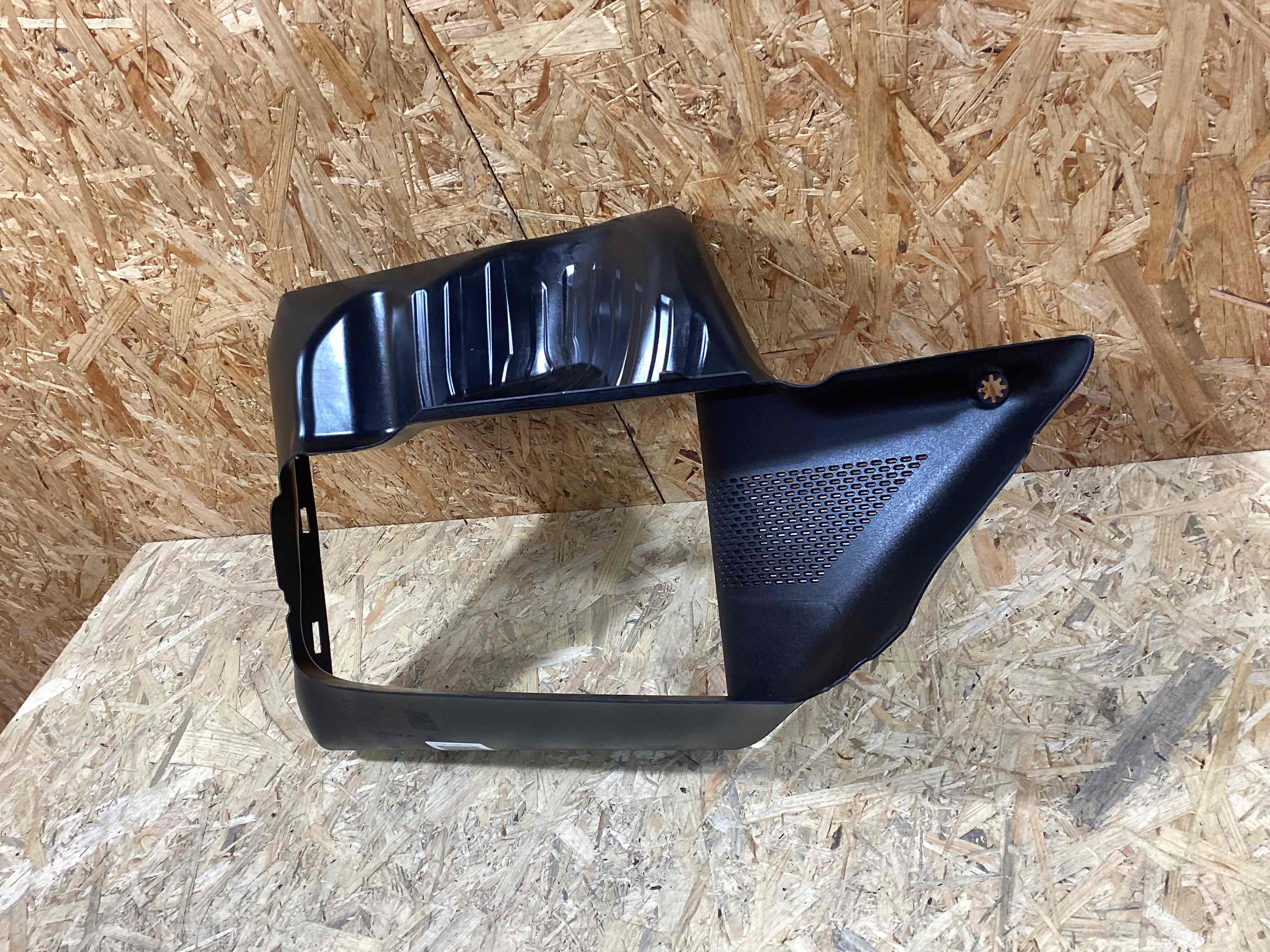 Воздуховод Porsche Boxster 718 090426-109