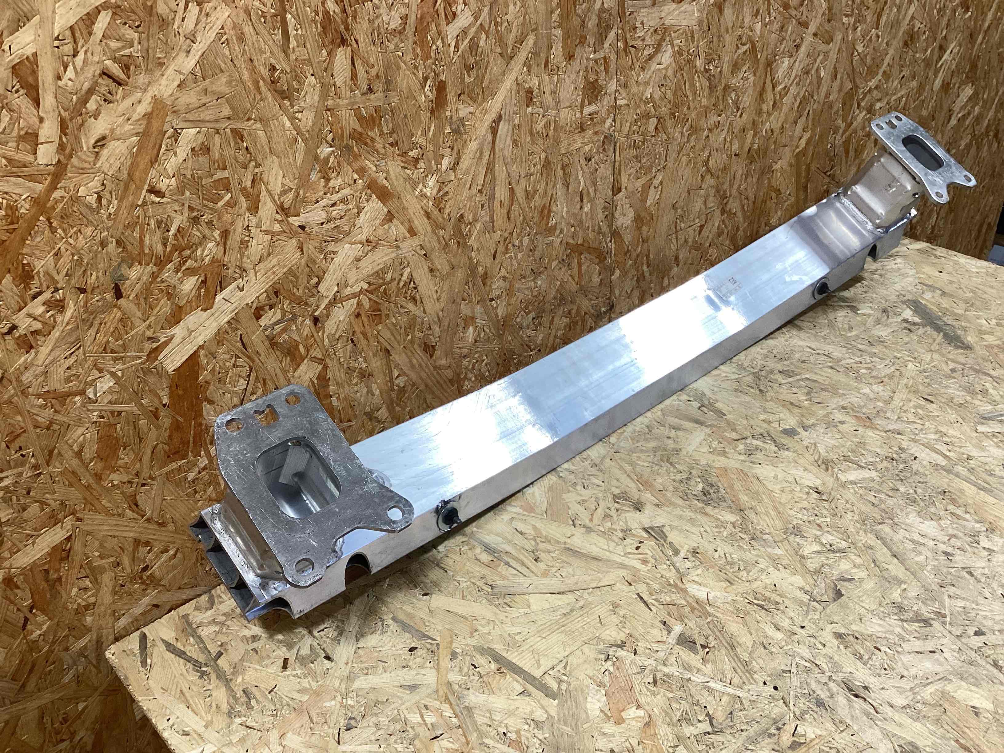 Усилитель бампера заднего Porsche 911 090426-115