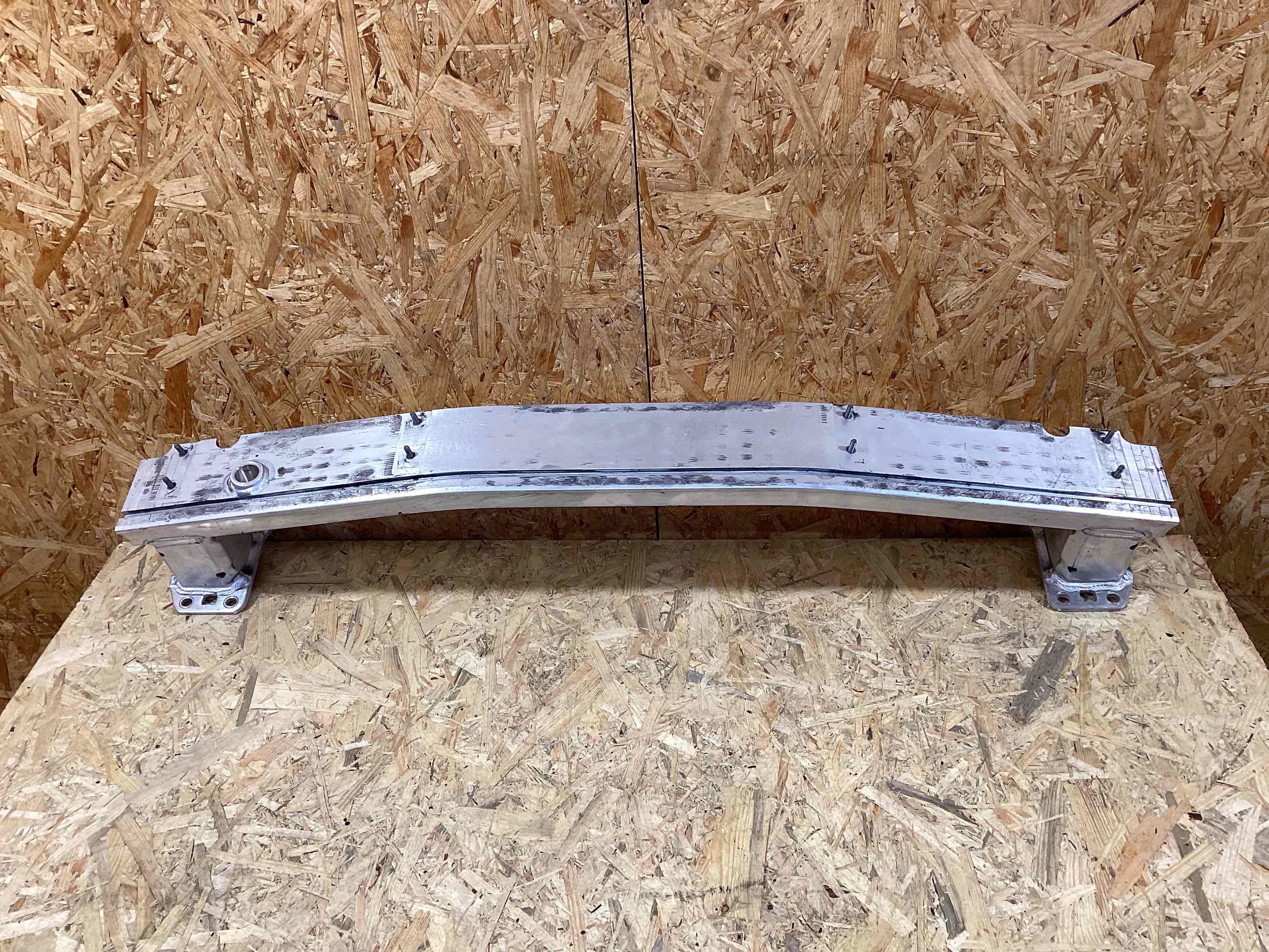 Усилитель бампера заднего Porsche 911 090426-115