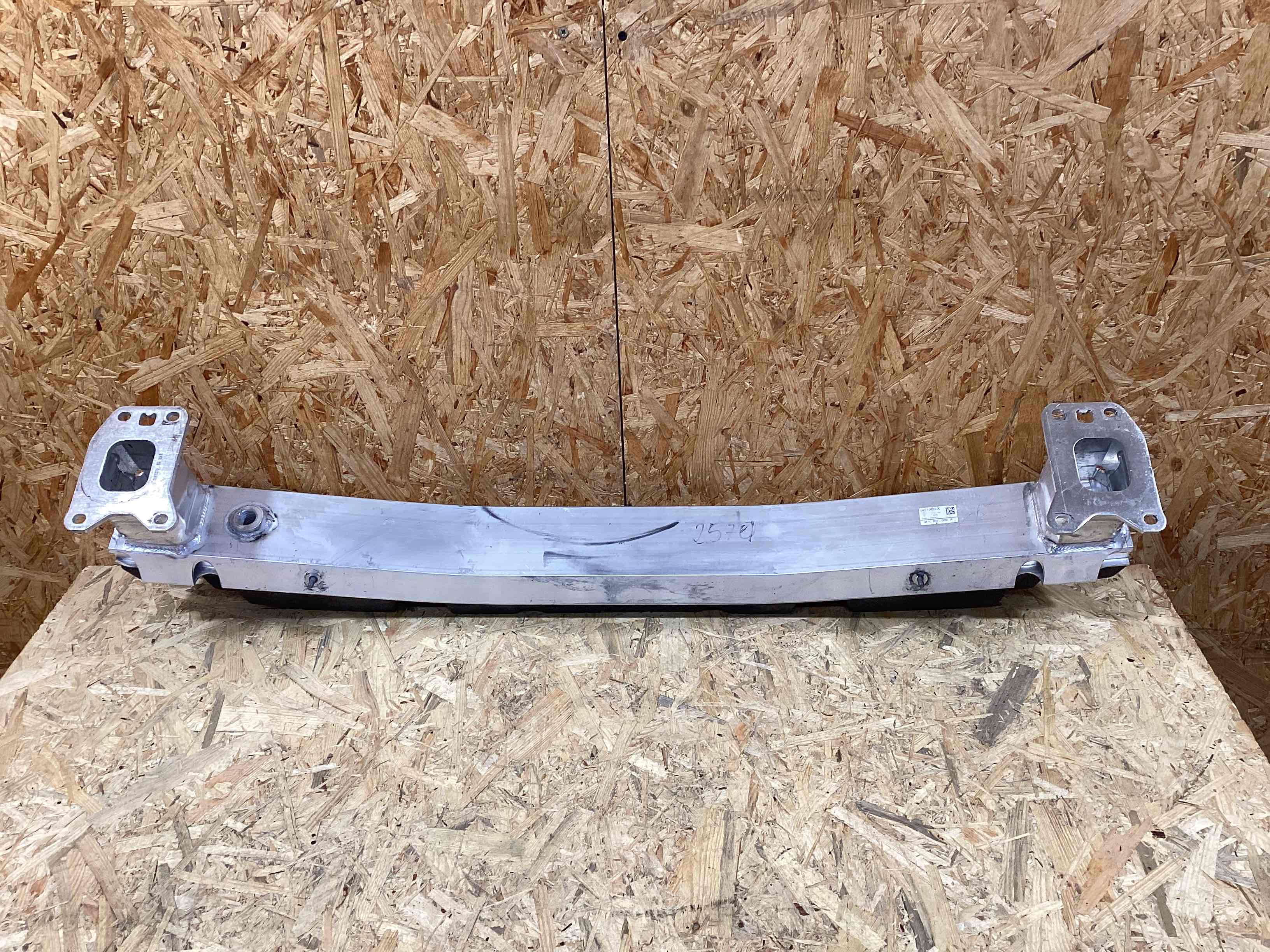 Усилитель бампера заднего Porsche 911 090426-116