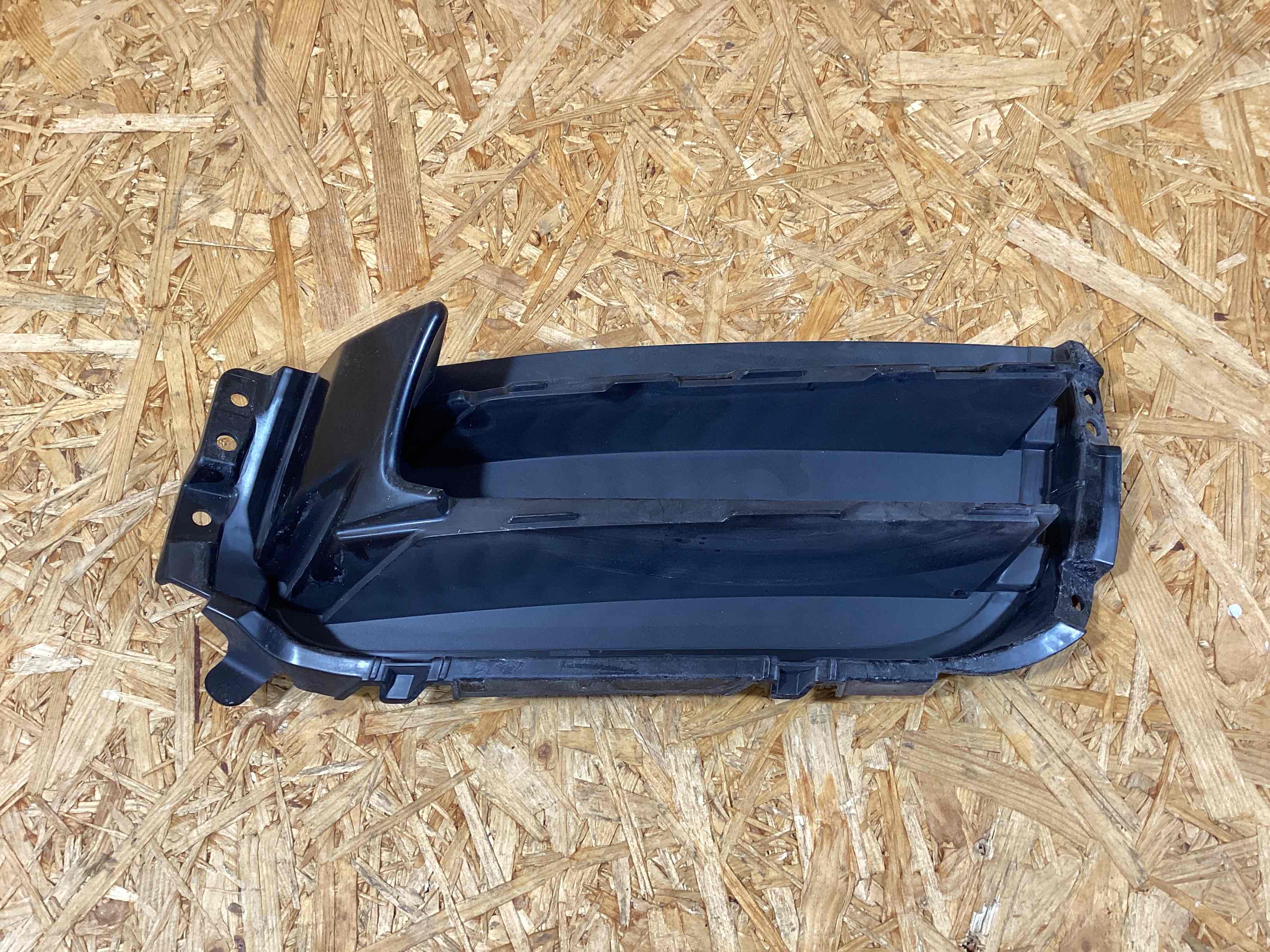 Заглушка, вставка (решетка) в бампер Porsche Panamera 090725-115