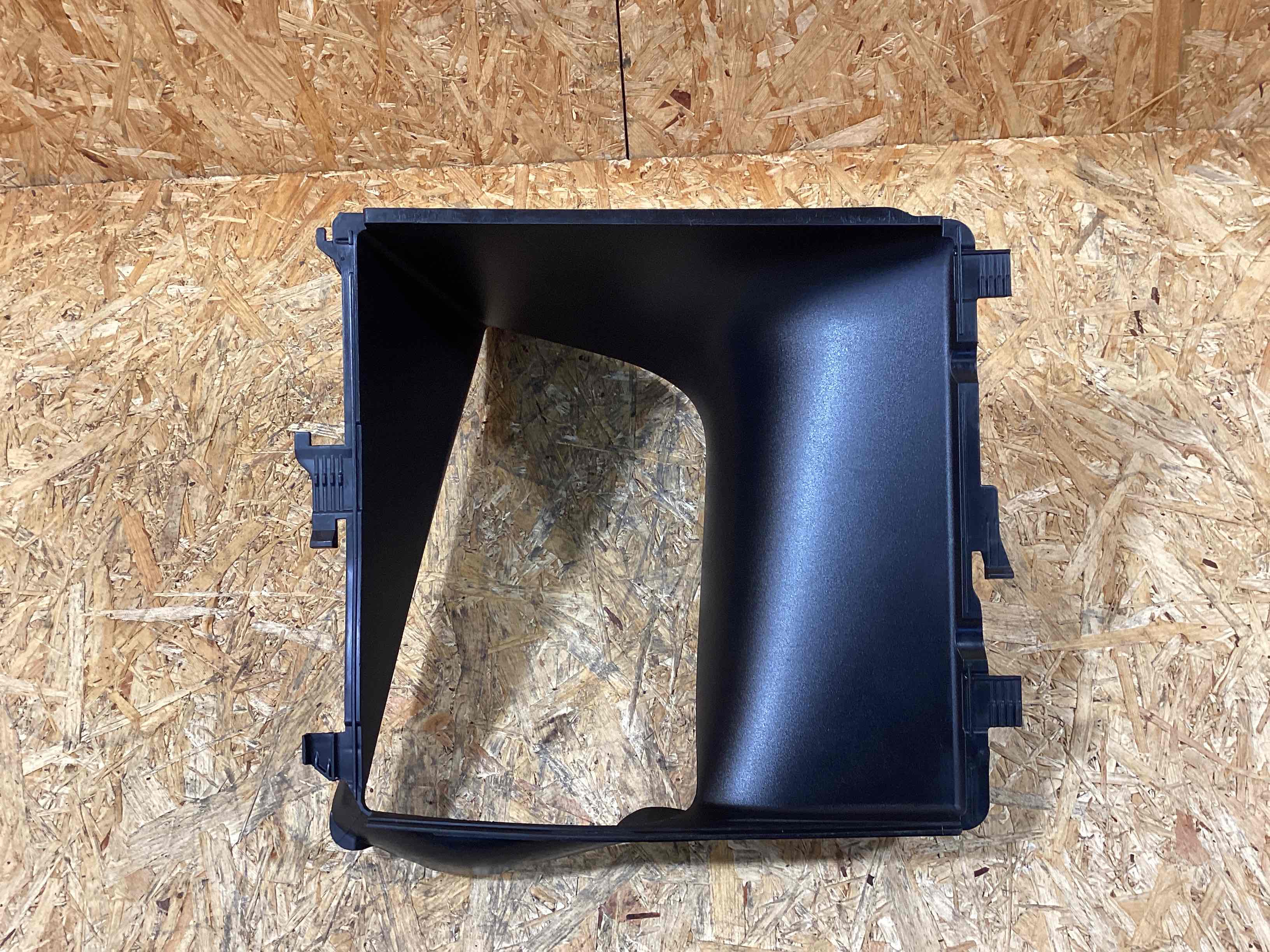 Воздуховод Porsche Macan 091025-103