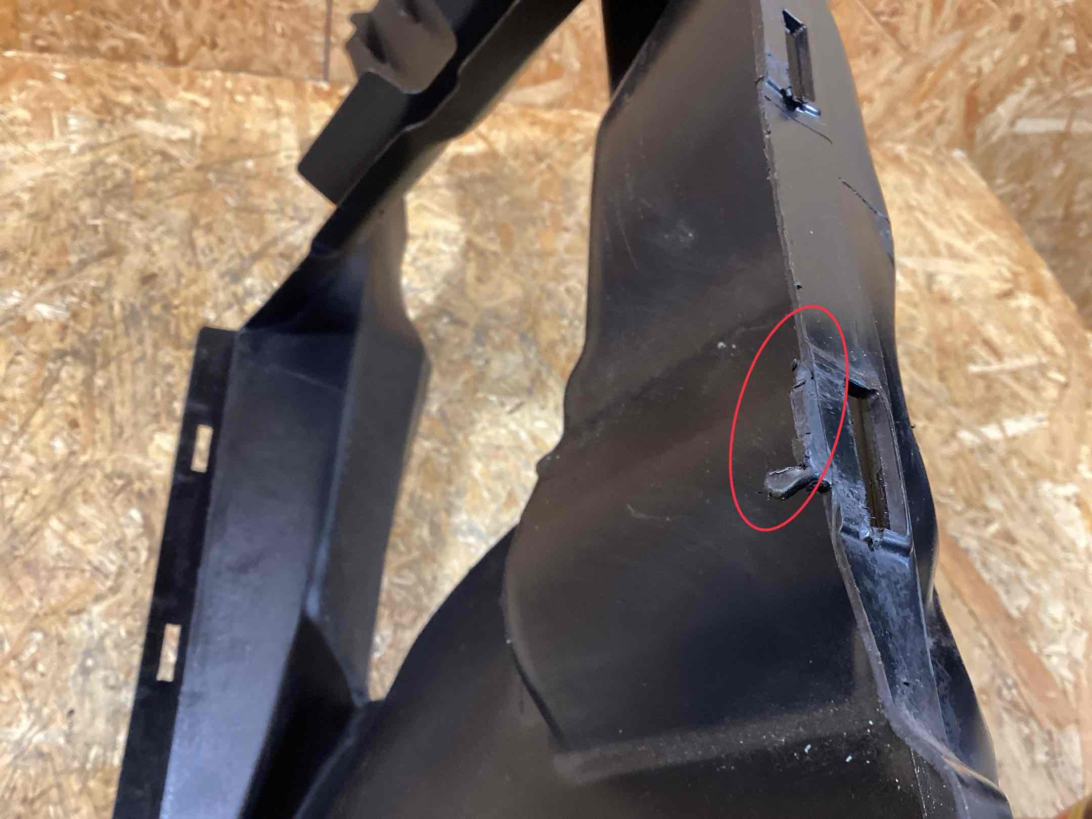 Воздуховод Porsche 911 091025-106