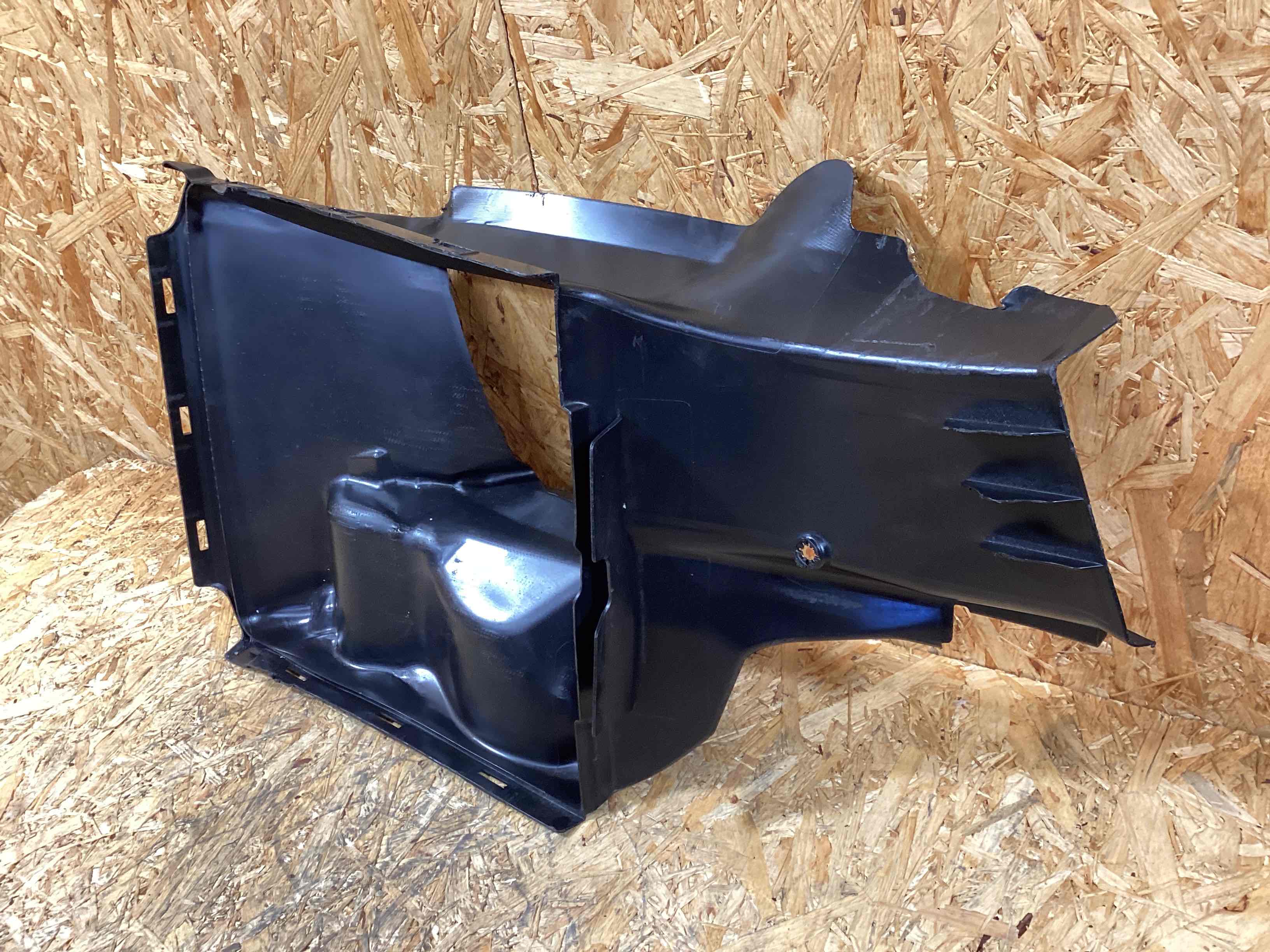 Воздуховод Porsche 911 091025-106