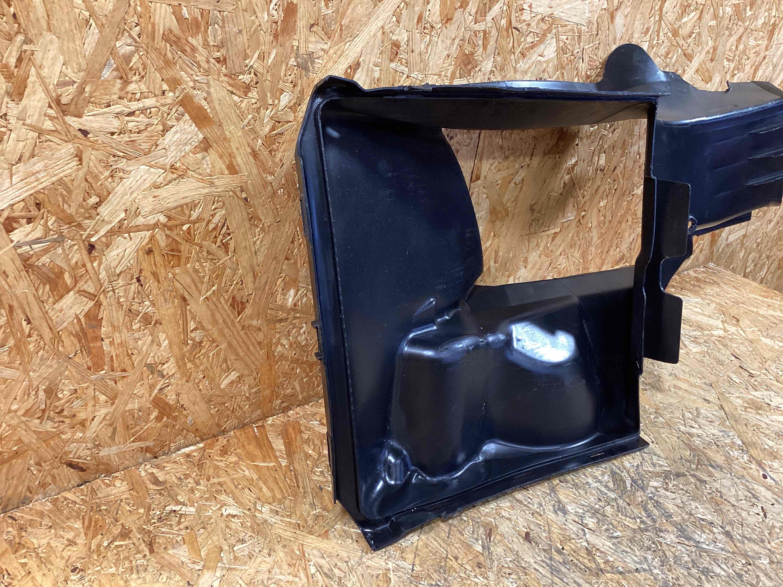 Воздуховод Porsche 911 091025-106