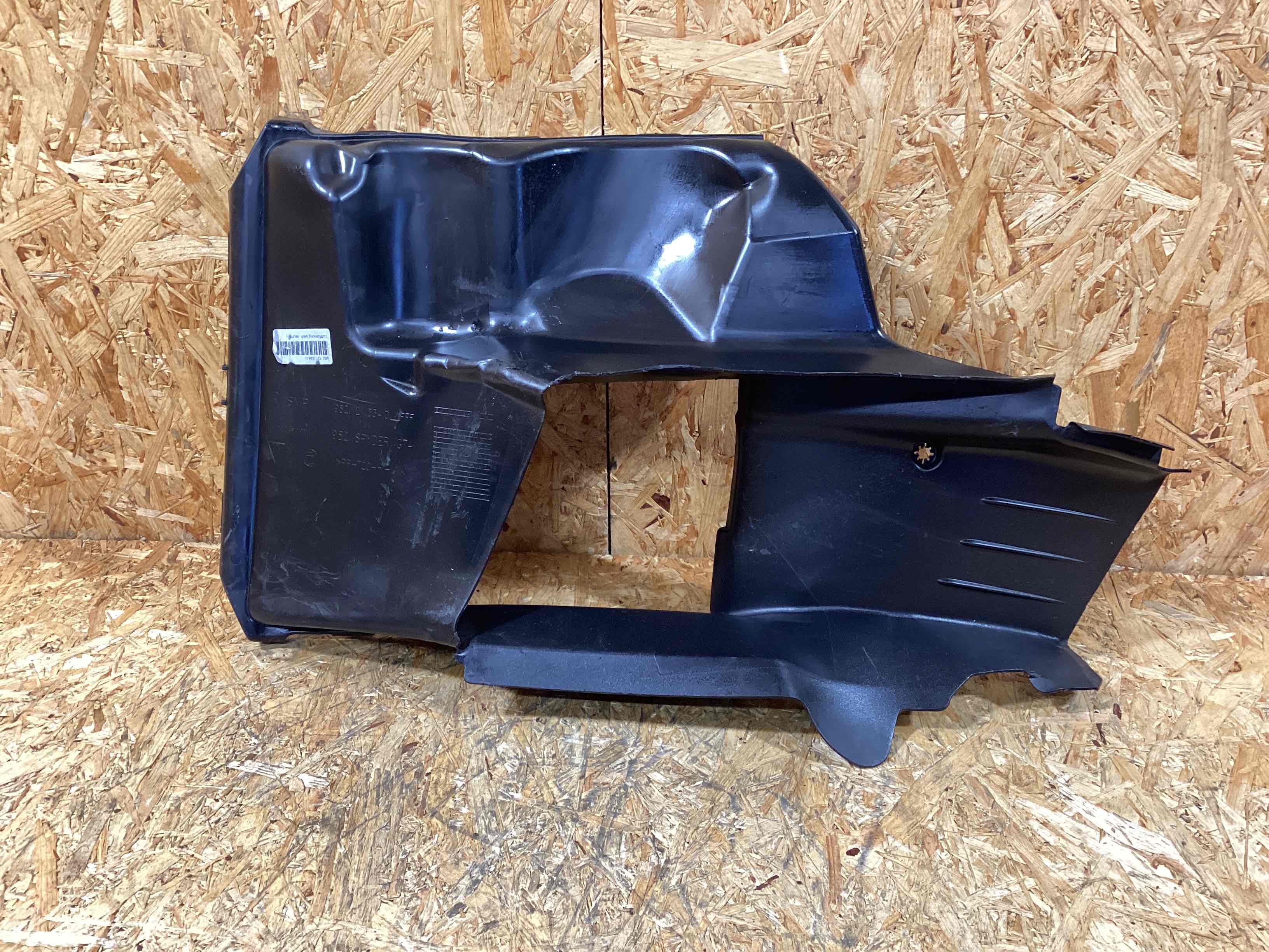 Воздуховод Porsche 911 091025-106