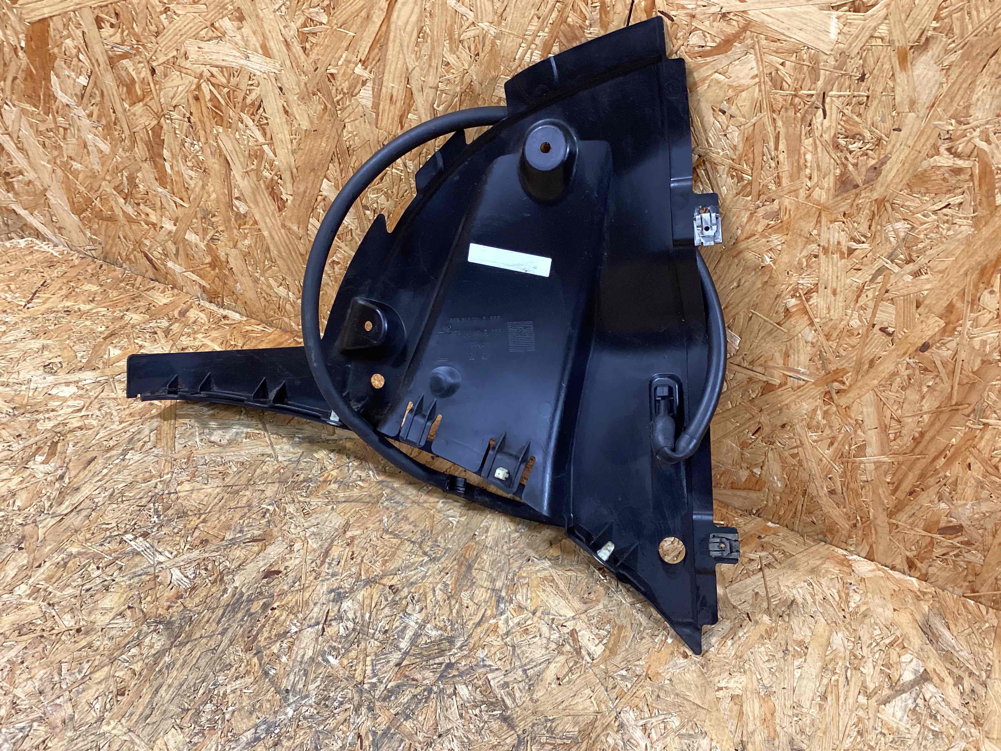 Защита арок передняя левая (подкрылок) Porsche Macan 091025-111