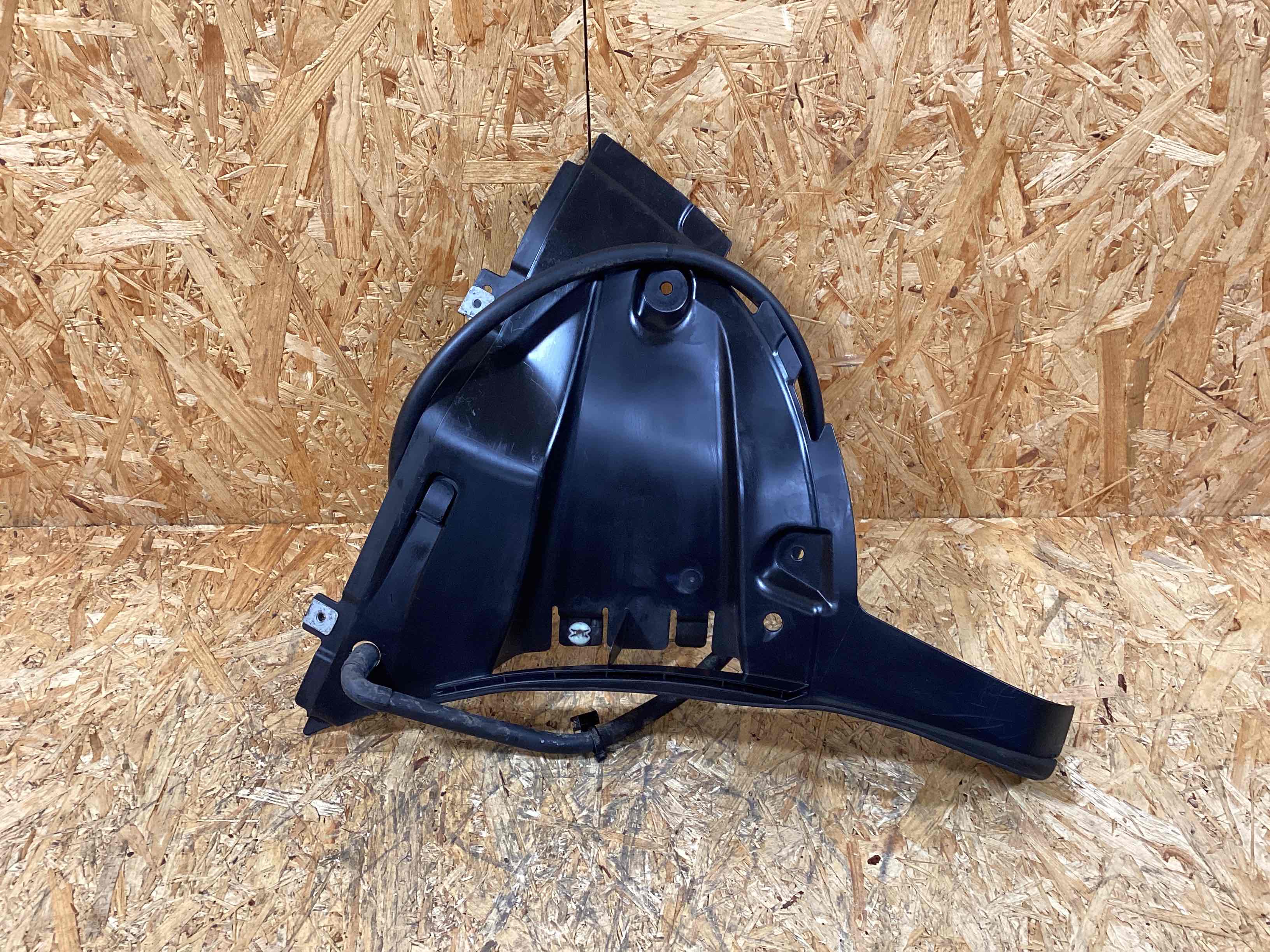 Защита арок передняя левая (подкрылок) Porsche Macan 091025-111