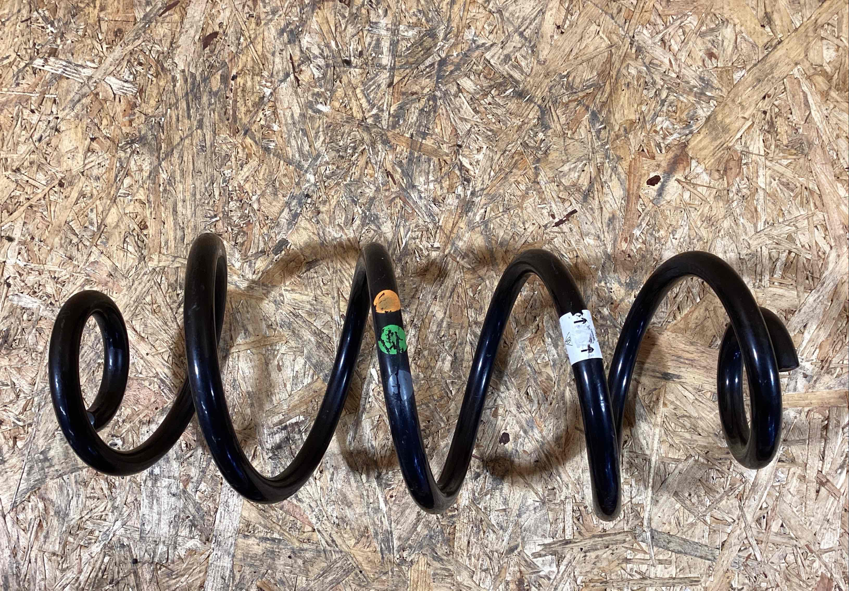 Амортизатор задний Porsche Macan 091025-119