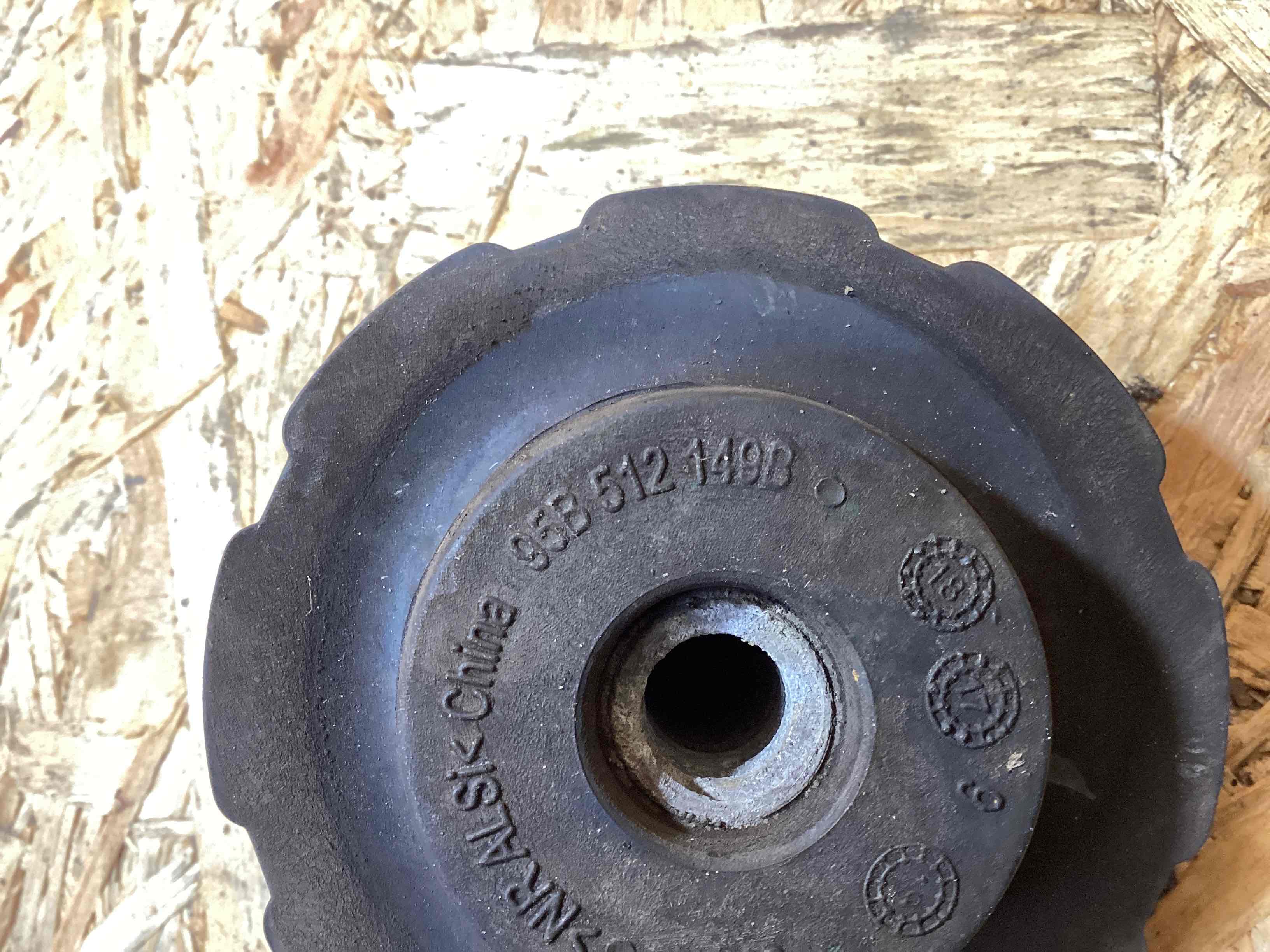 Амортизатор задний Porsche Macan 091025-119