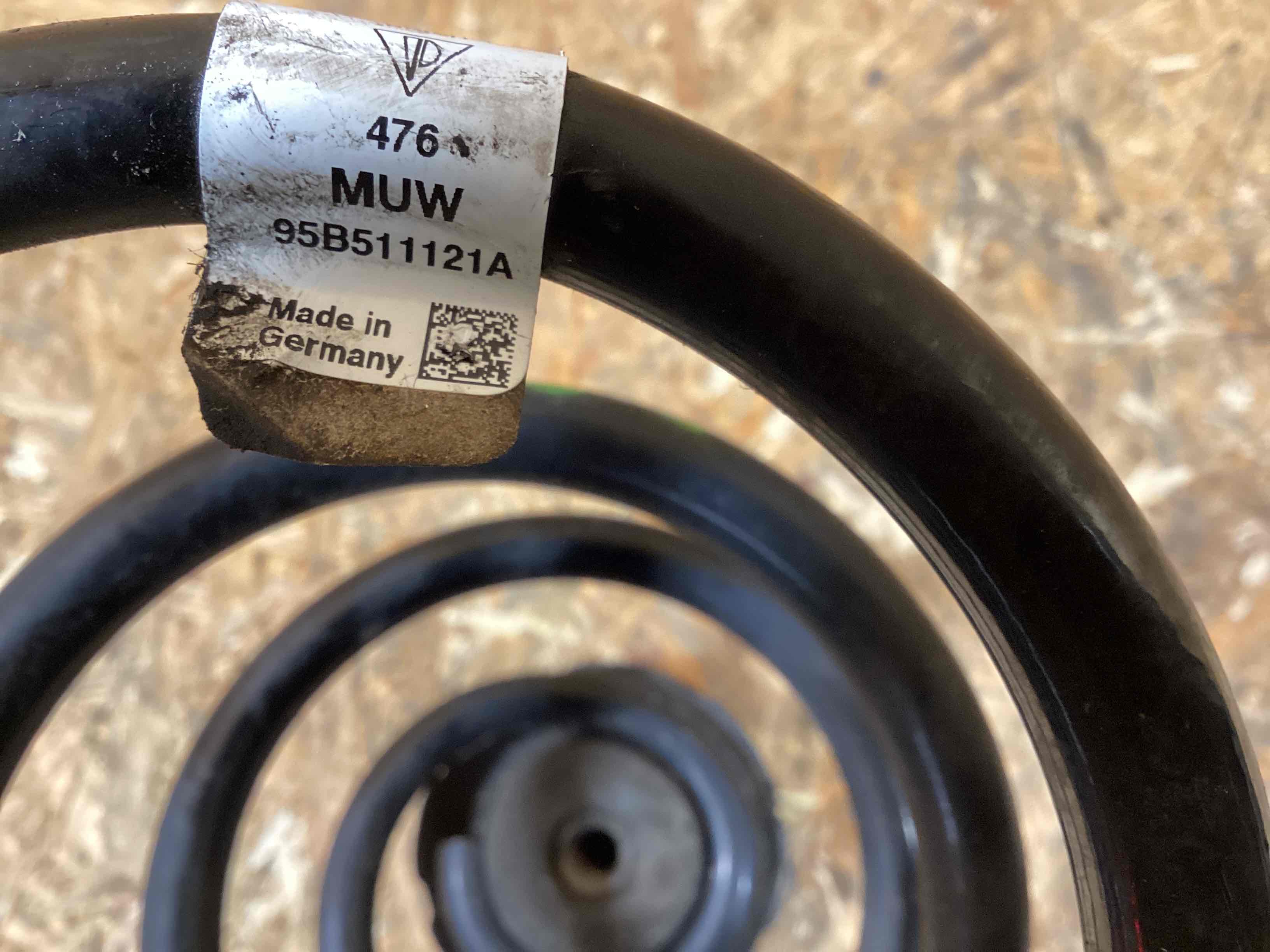 Амортизатор задний Porsche Macan 091025-121