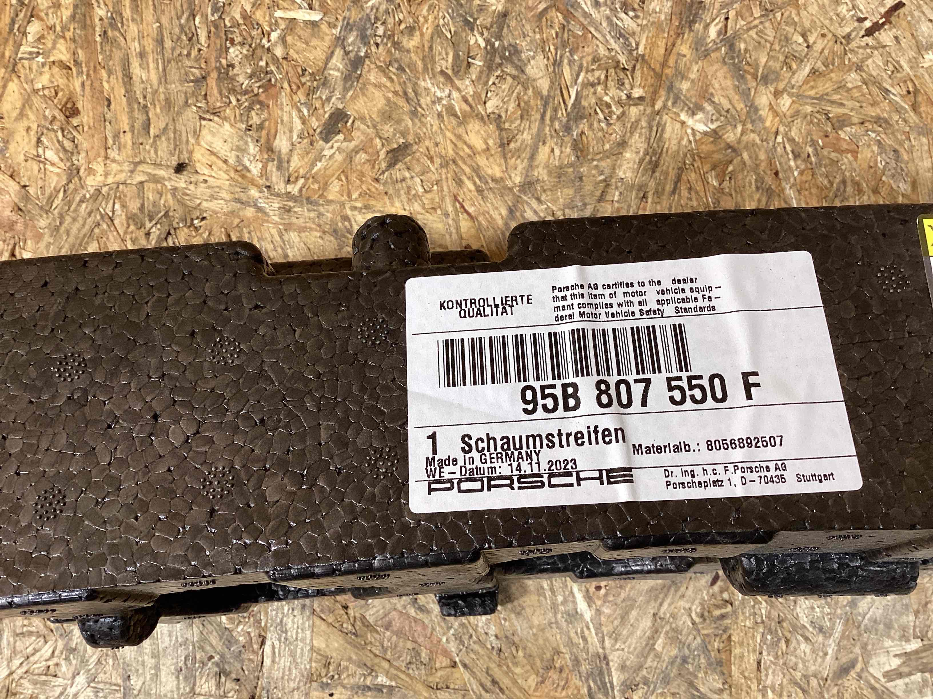 Абсорбер бампера Porsche Macan 091025-133