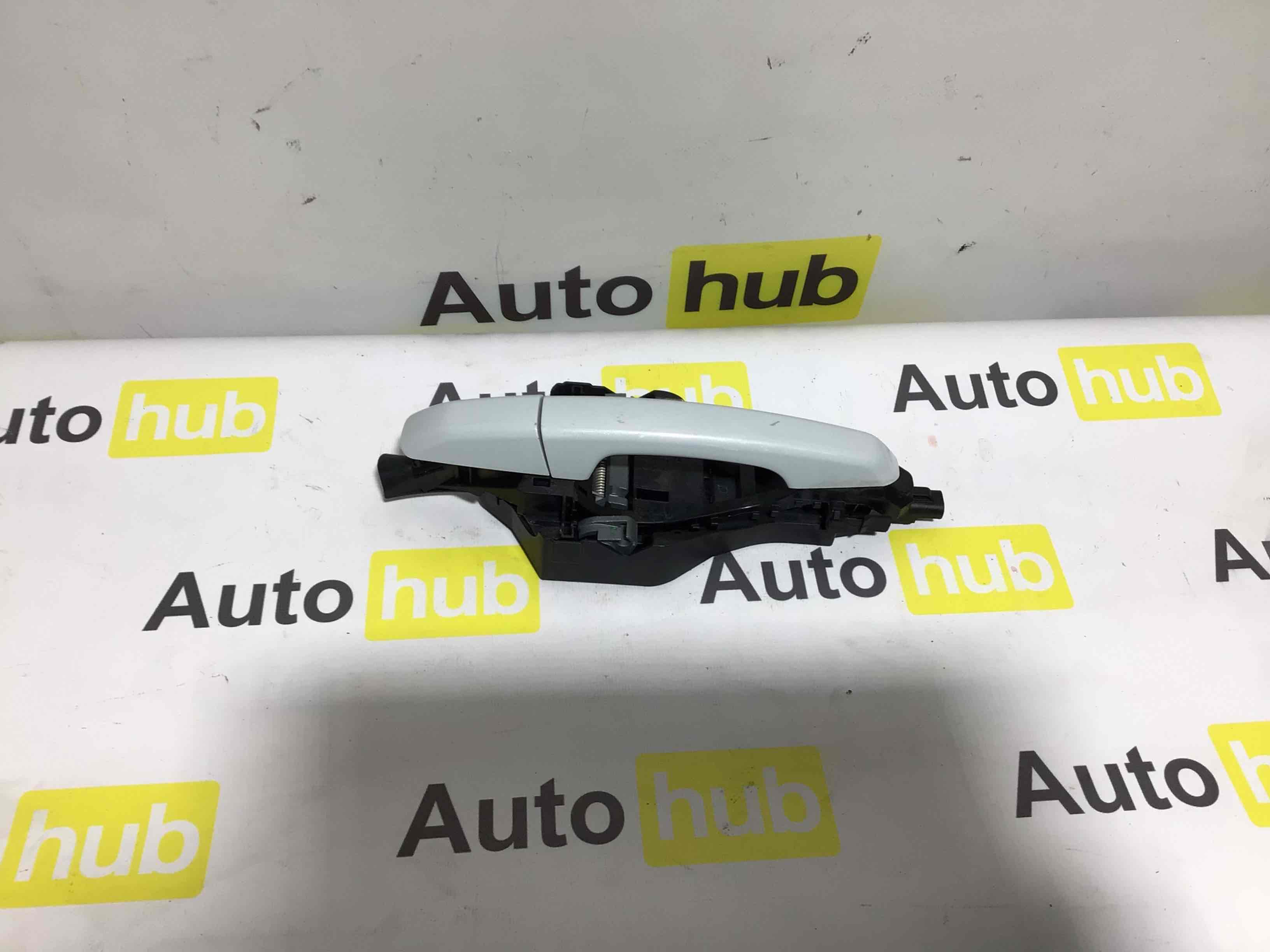 Ручка двери нaружная Land Rover Discovery Sport L550 091122-017
