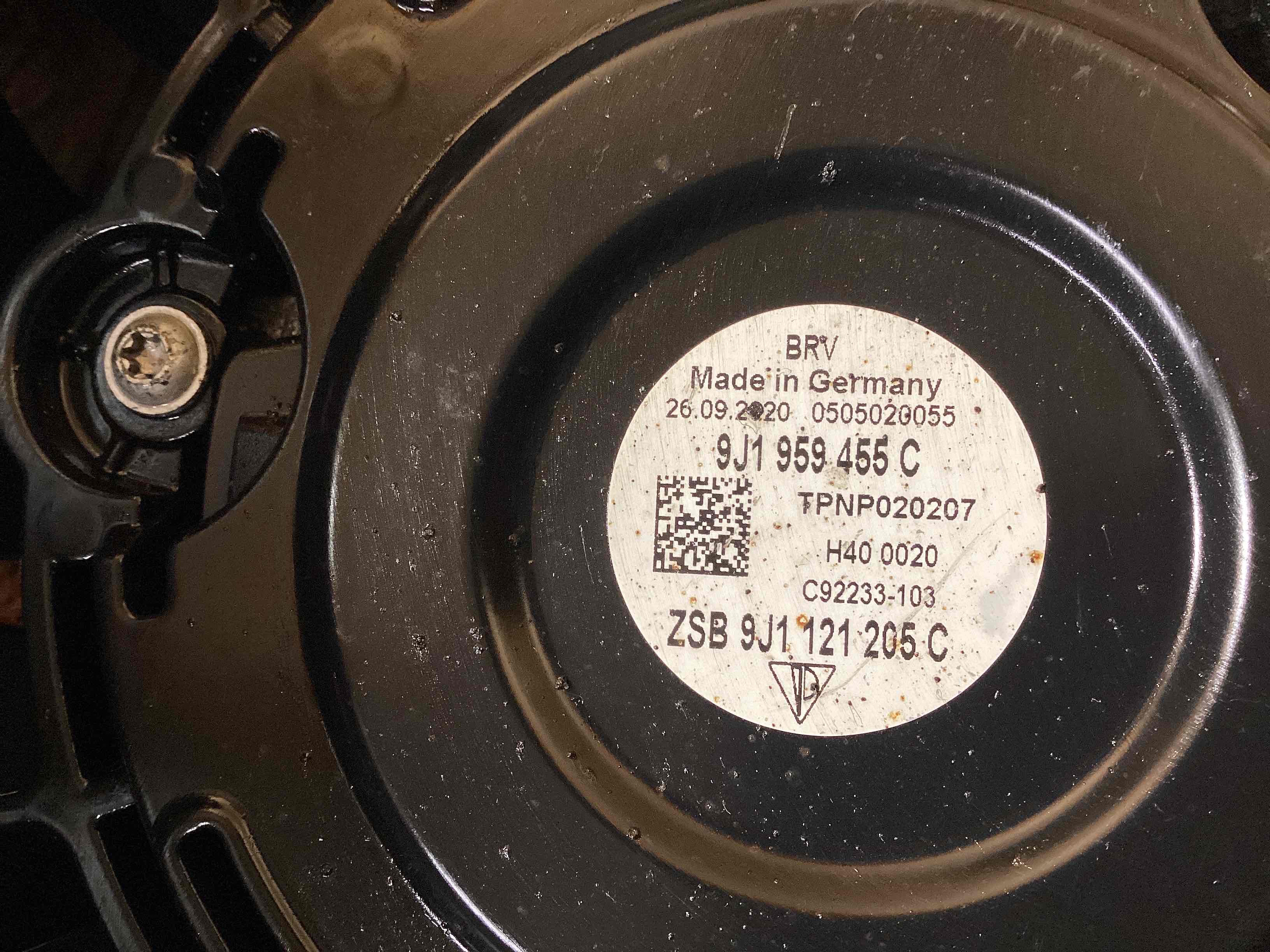 Вентилятор радиатора, вентиляторы Porsche Taycan 091225-104