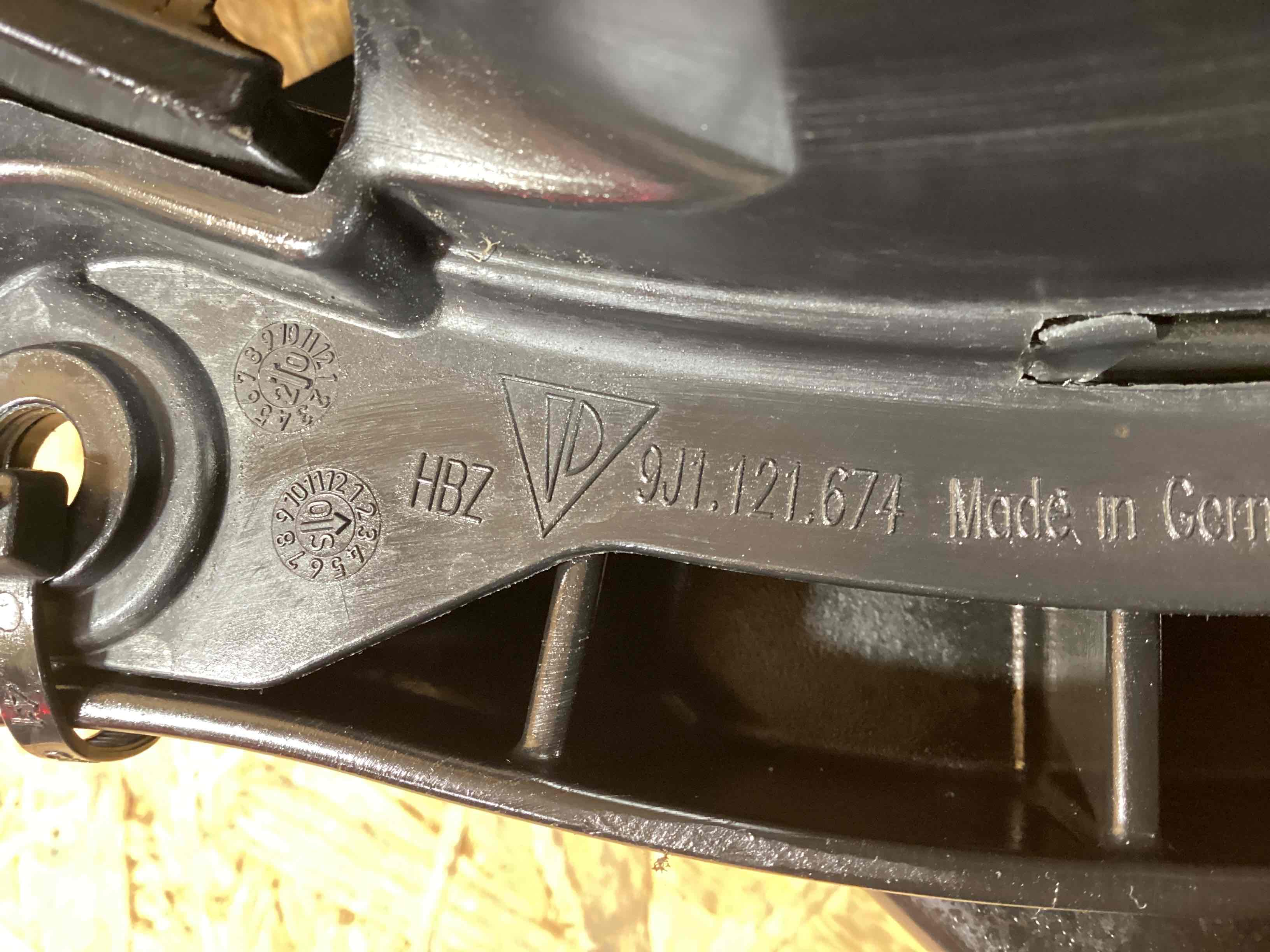 Вентилятор радиатора, вентиляторы Porsche Taycan 091225-105