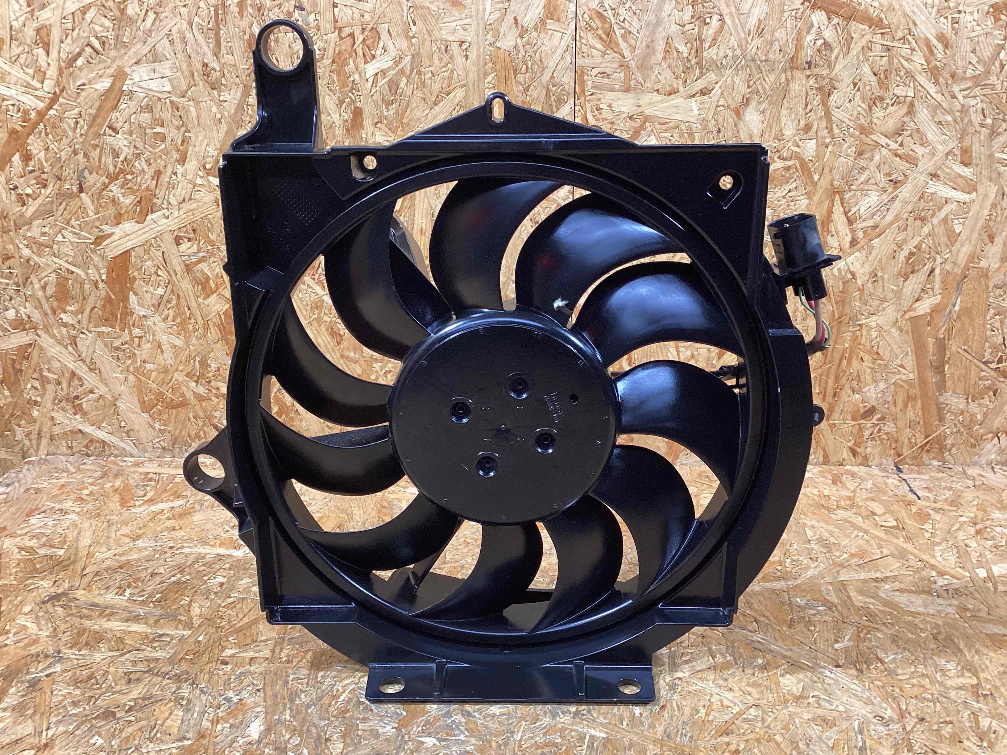 Вентилятор радиатора, вентиляторы Porsche Taycan 091225-107