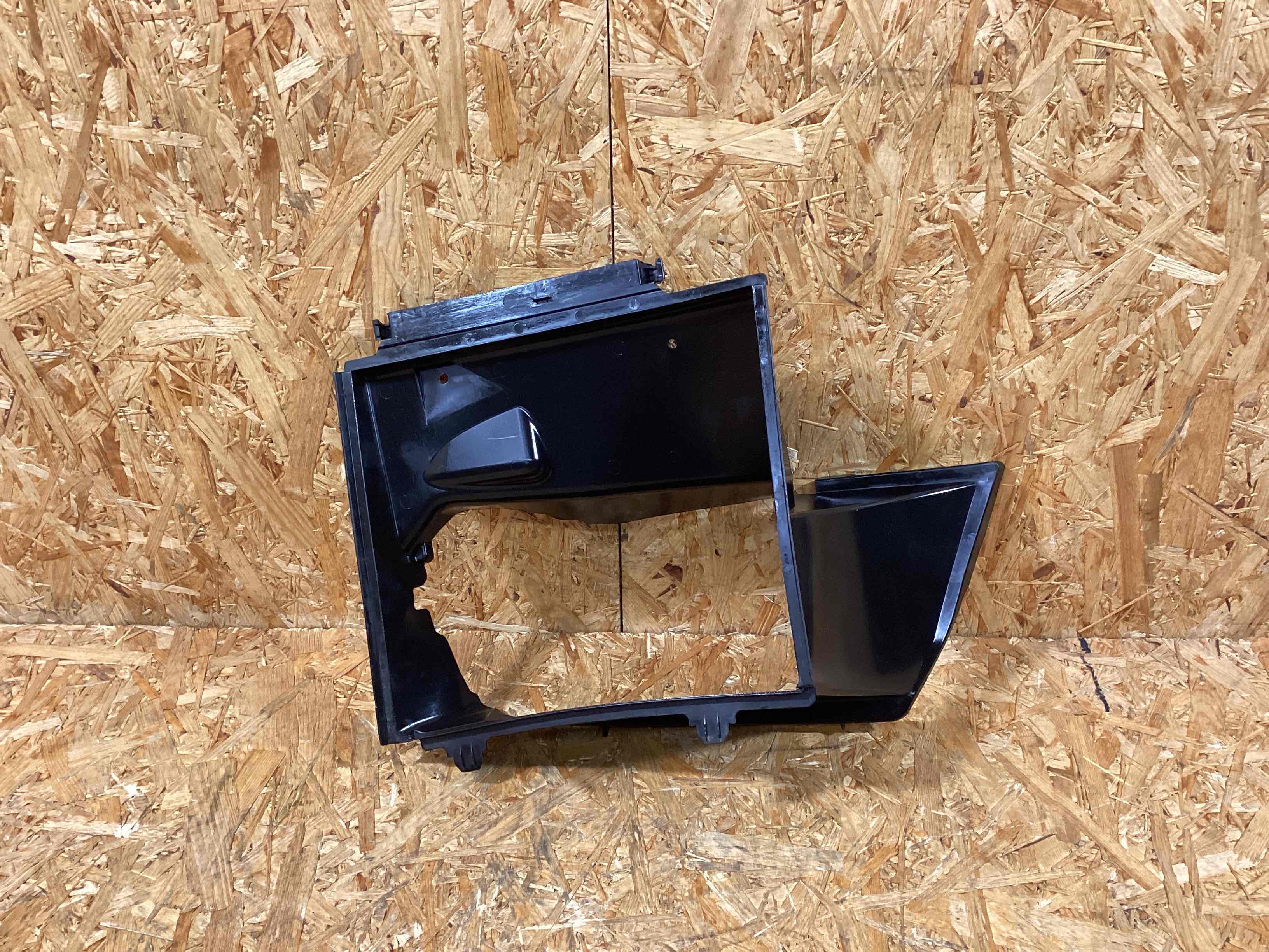 Воздуховод Porsche Panamera 091225-109