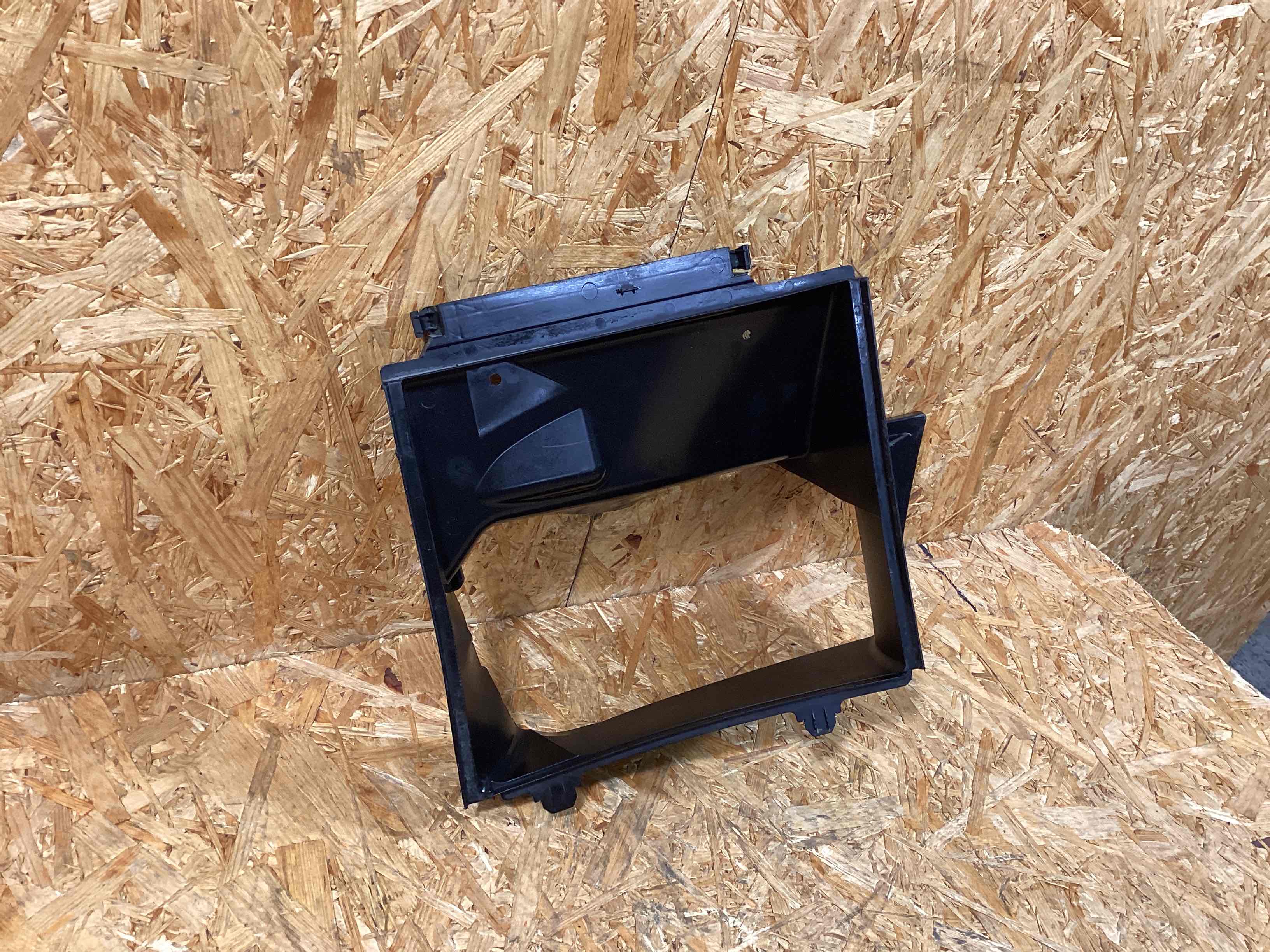 Воздуховод Porsche Panamera 091225-109