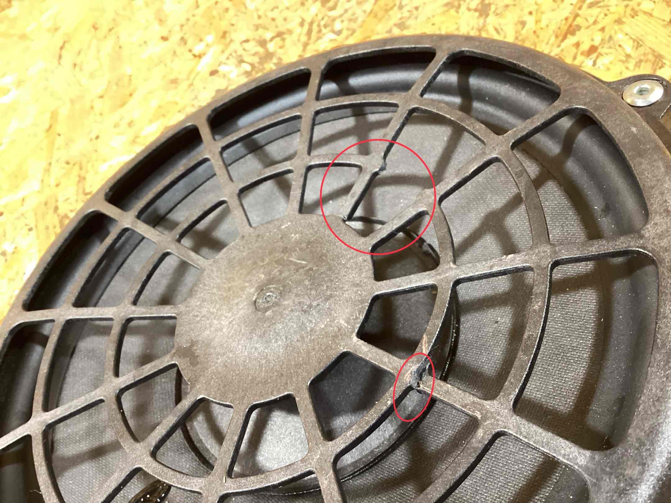 Динамик Porsche Panamera 091225-111