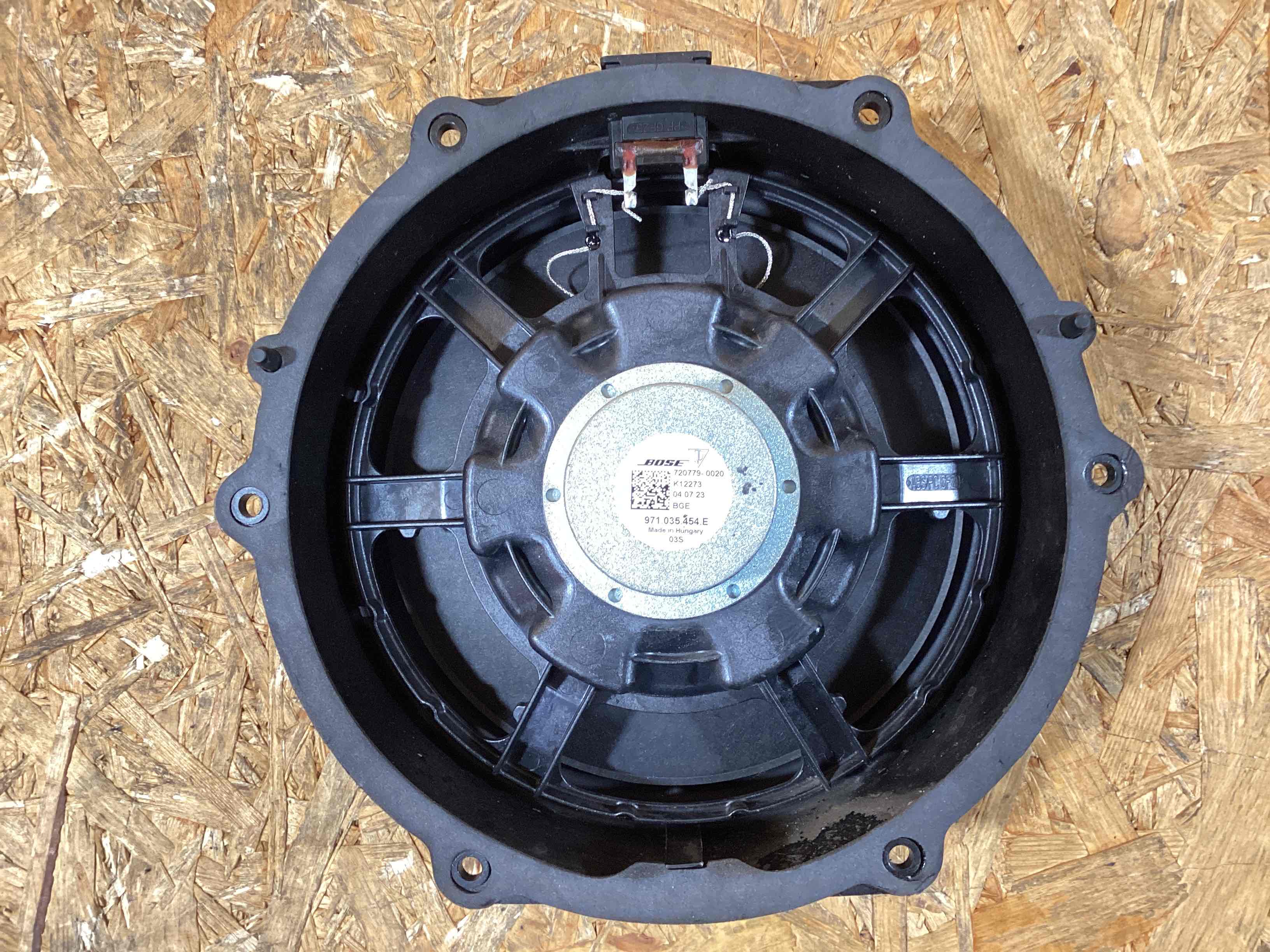 Динамик Porsche Panamera 091225-111