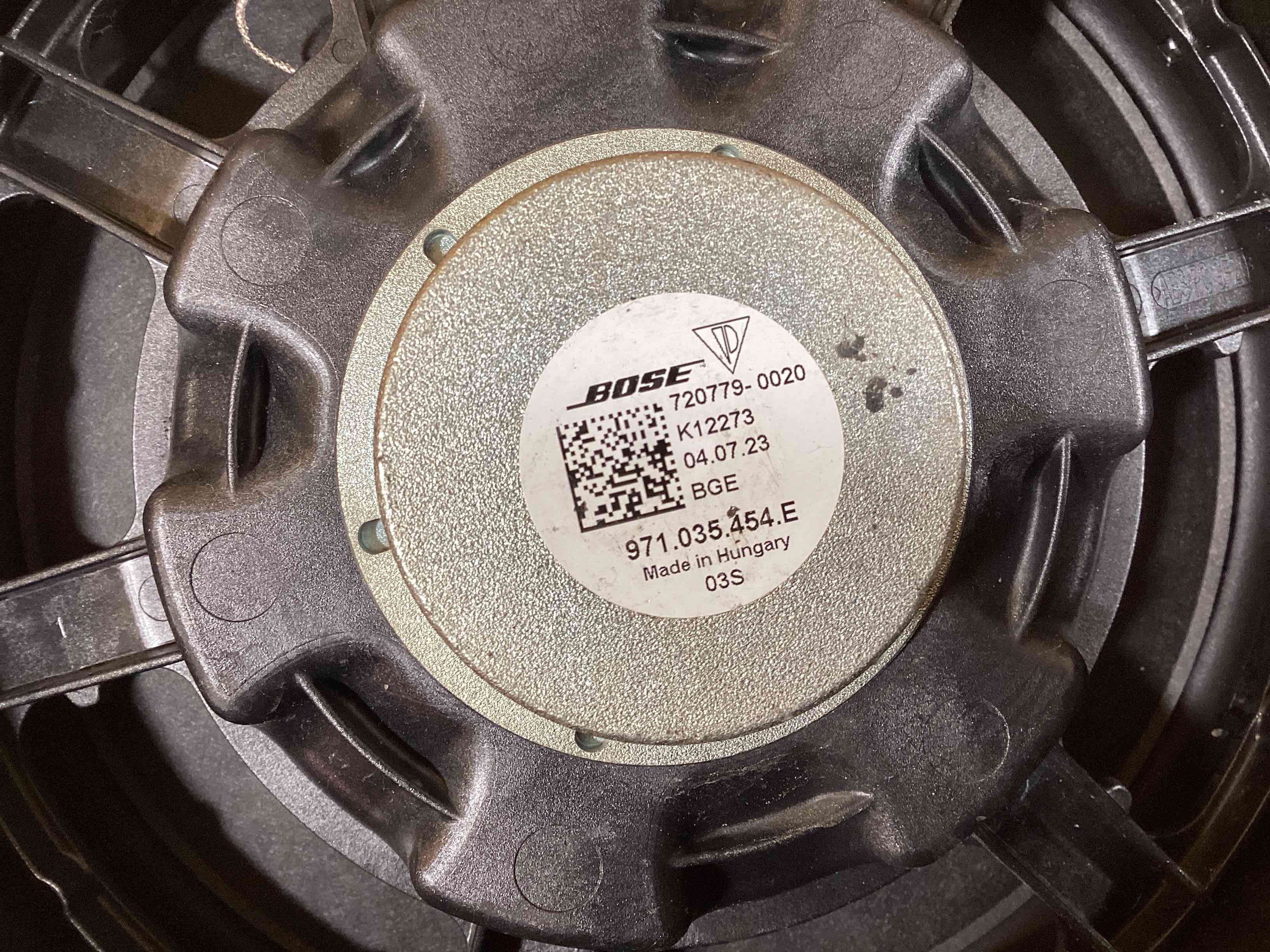 Динамик Porsche Panamera 091225-111