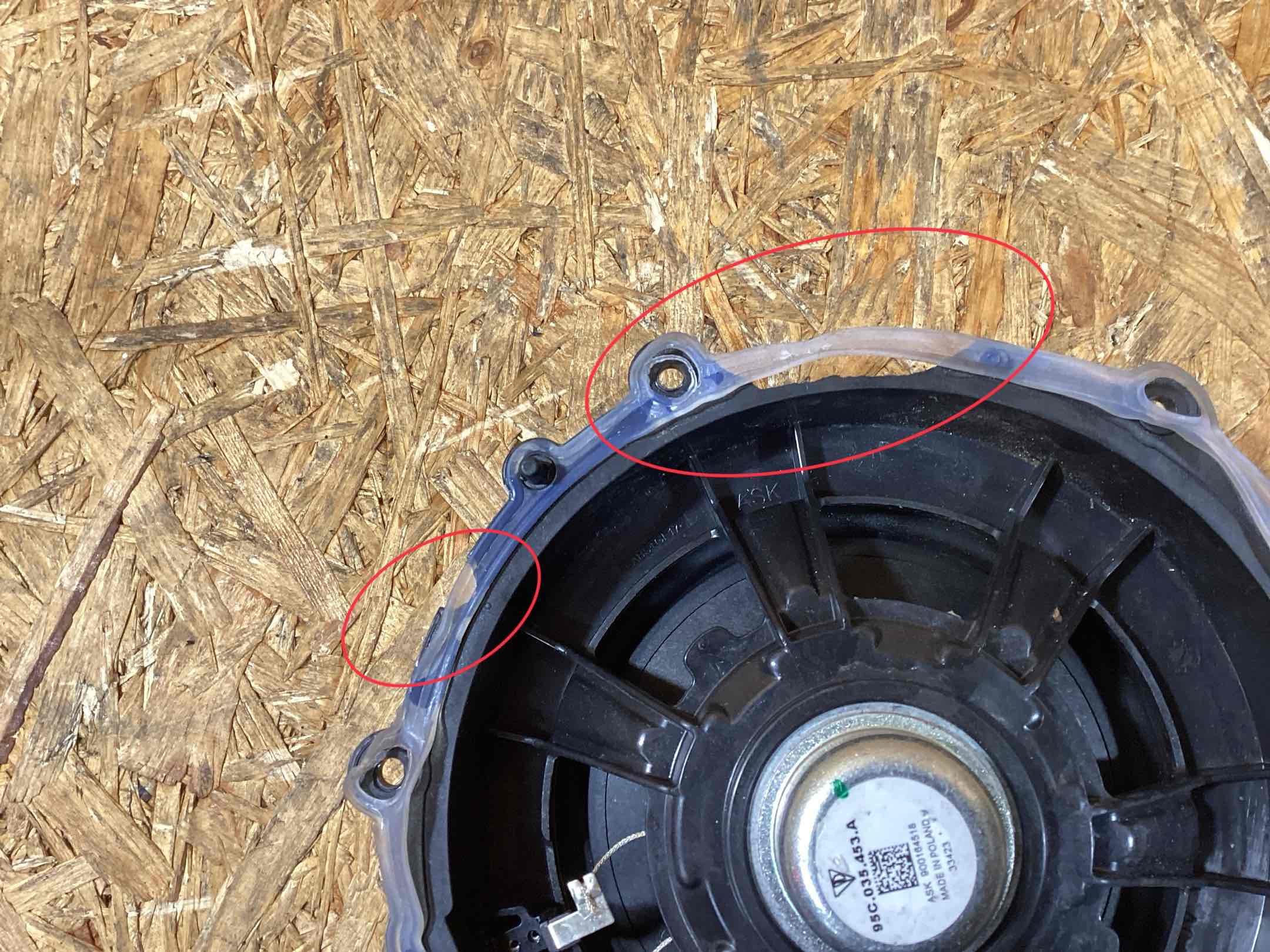 Динамик Porsche Macan 091225-112