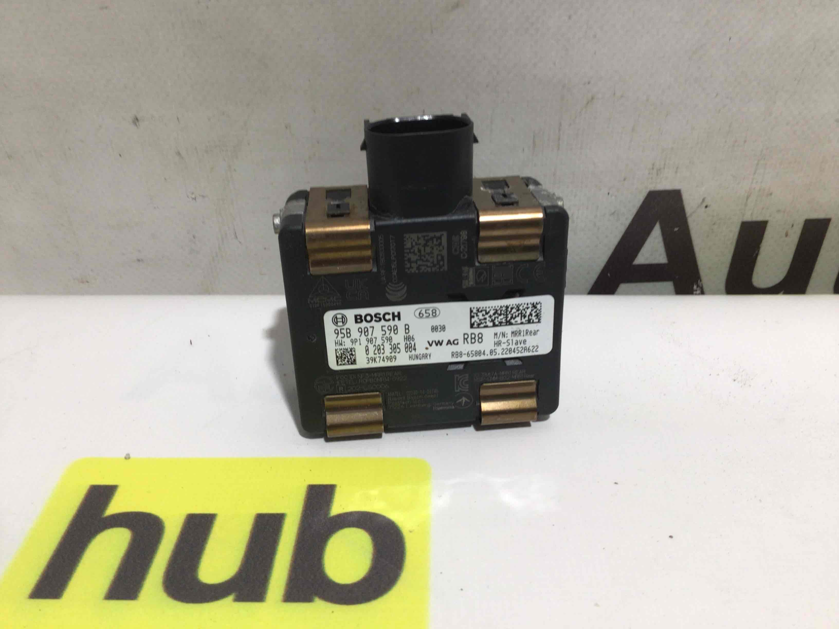 Датчик слепой зоны, крепление датчика Porsche Macan 090326-005