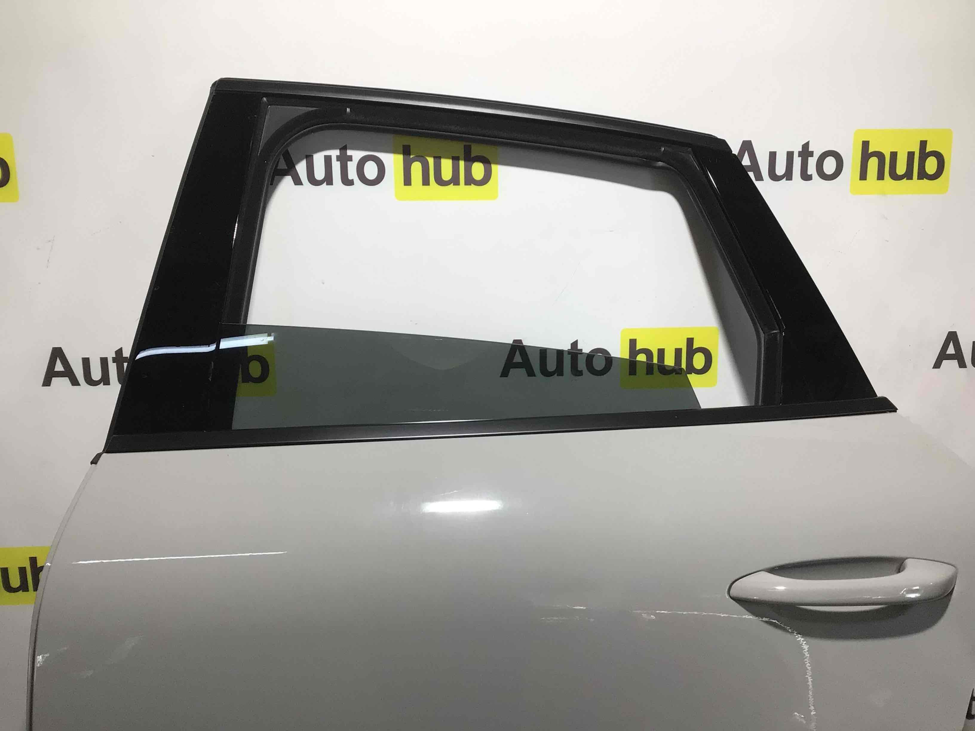 Дверь задняя левая Porsche Macan 100226-001