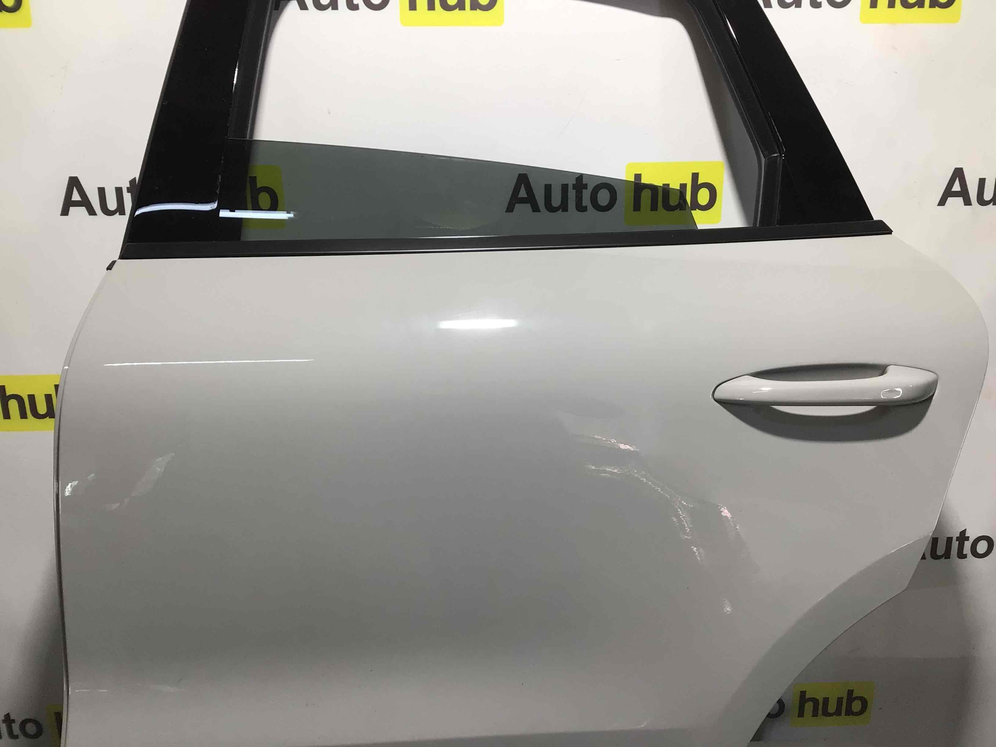 Дверь задняя левая Porsche Macan 100226-001