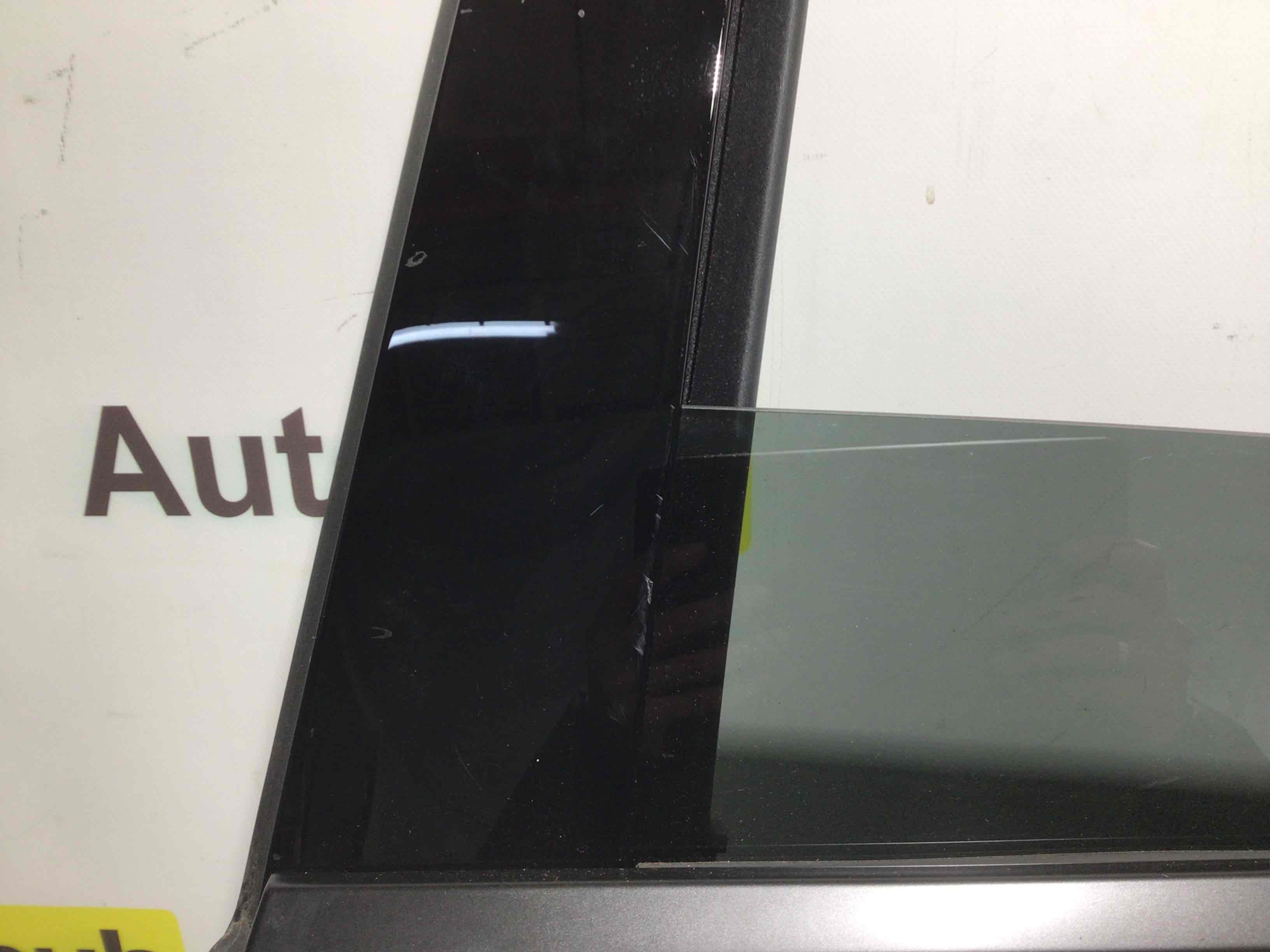 Дверь задняя левая Porsche Macan 100226-001