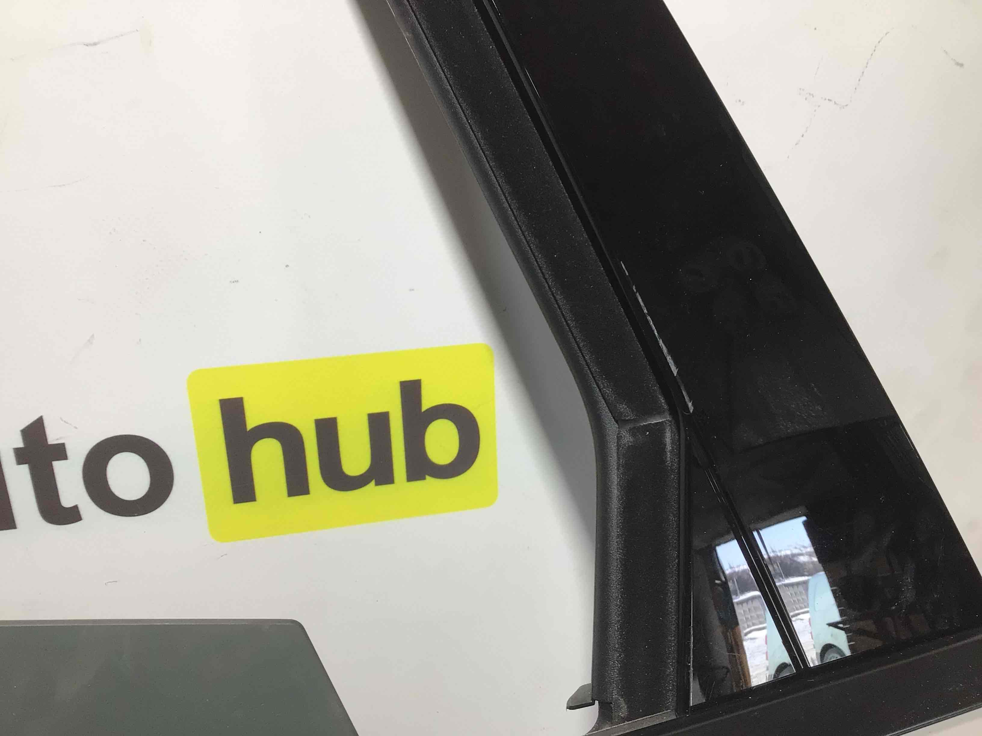 Дверь задняя левая Porsche Macan 100226-001