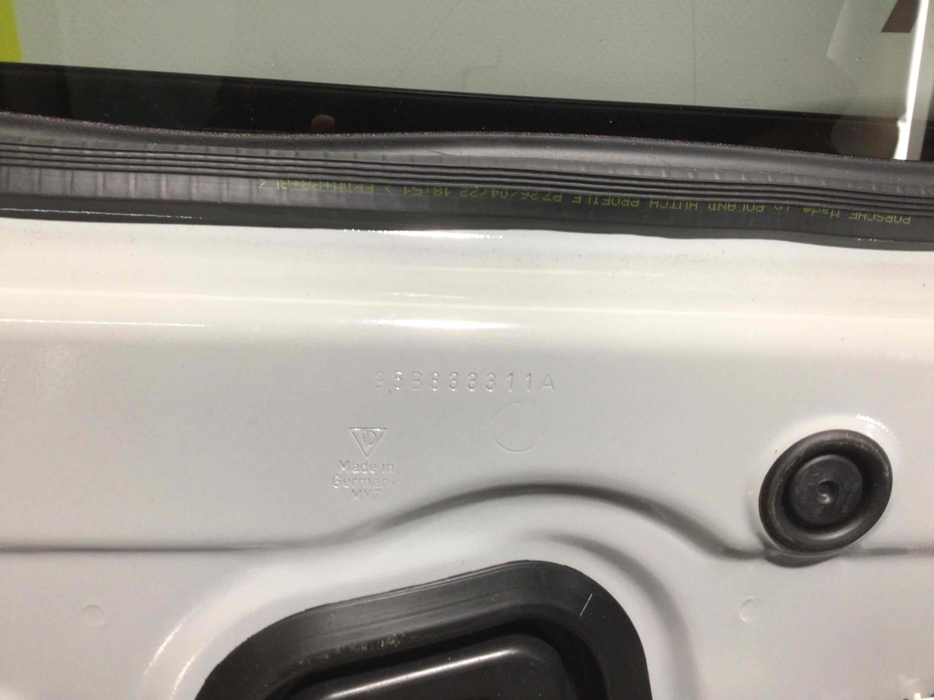 Дверь задняя левая Porsche Macan 100226-001