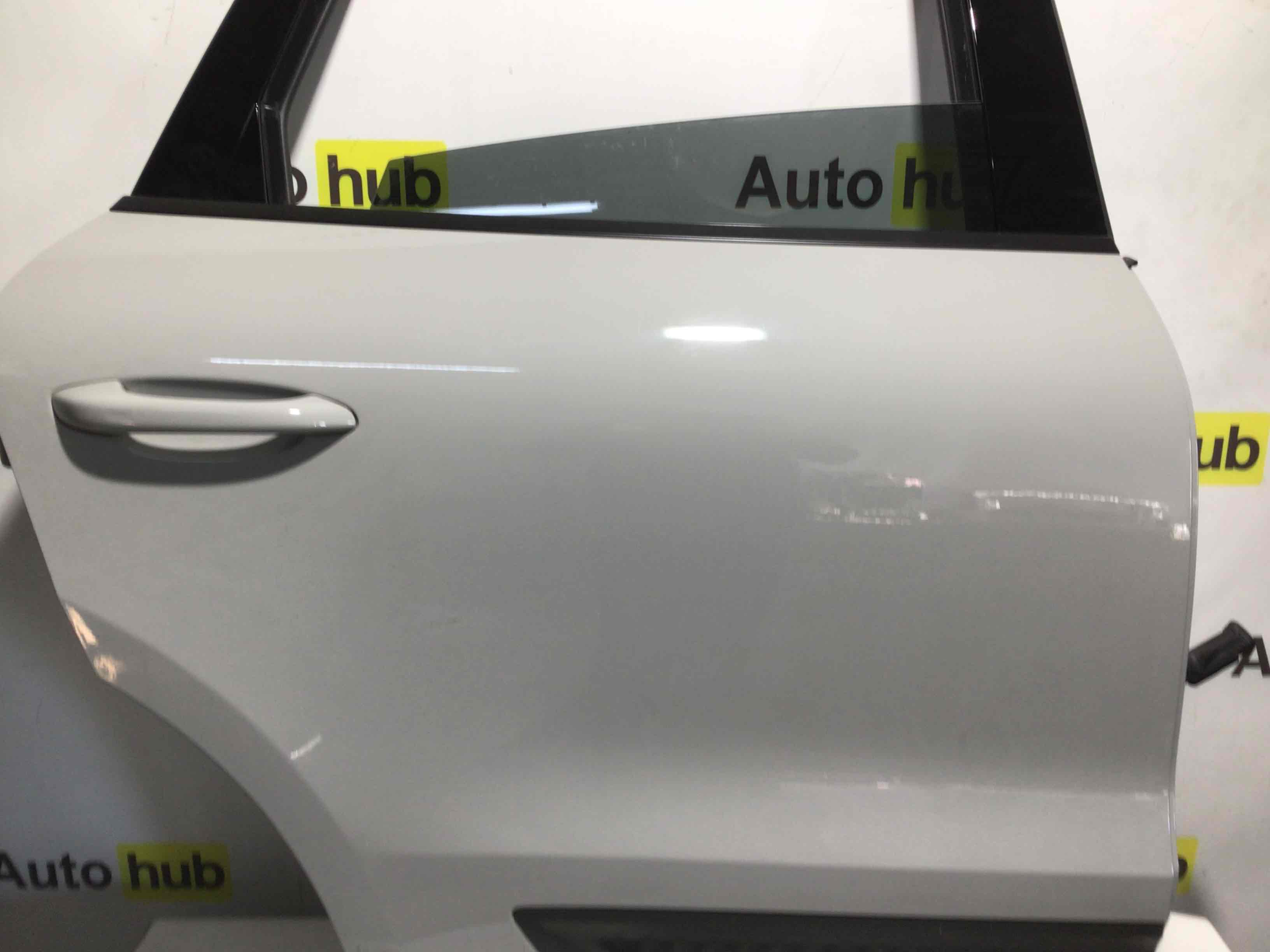 Дверь задняя правая Porsche Macan 100226-002