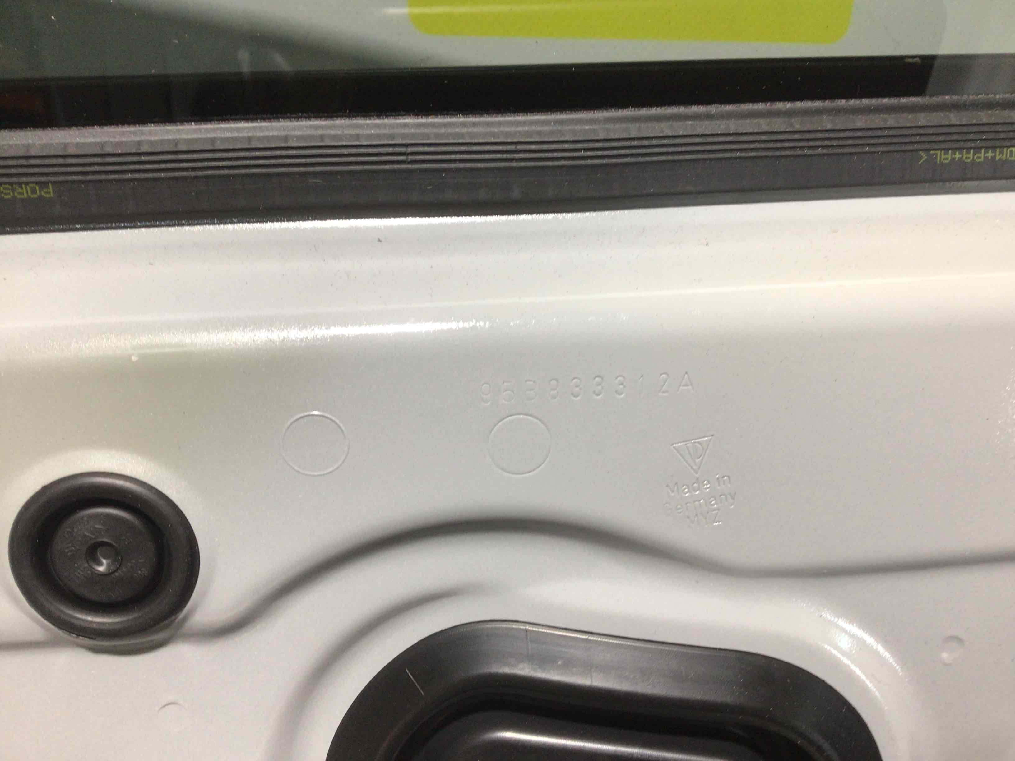 Дверь задняя правая Porsche Macan 100226-002