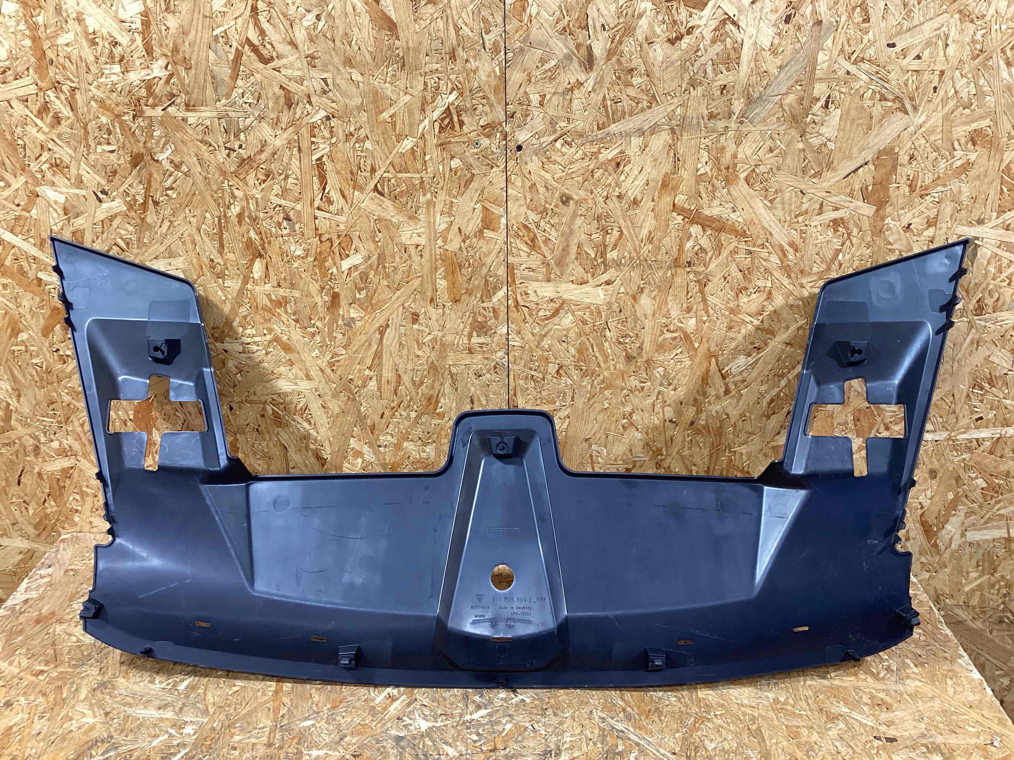 Пластик моторного отсека Porsche Cayenne 100226-102