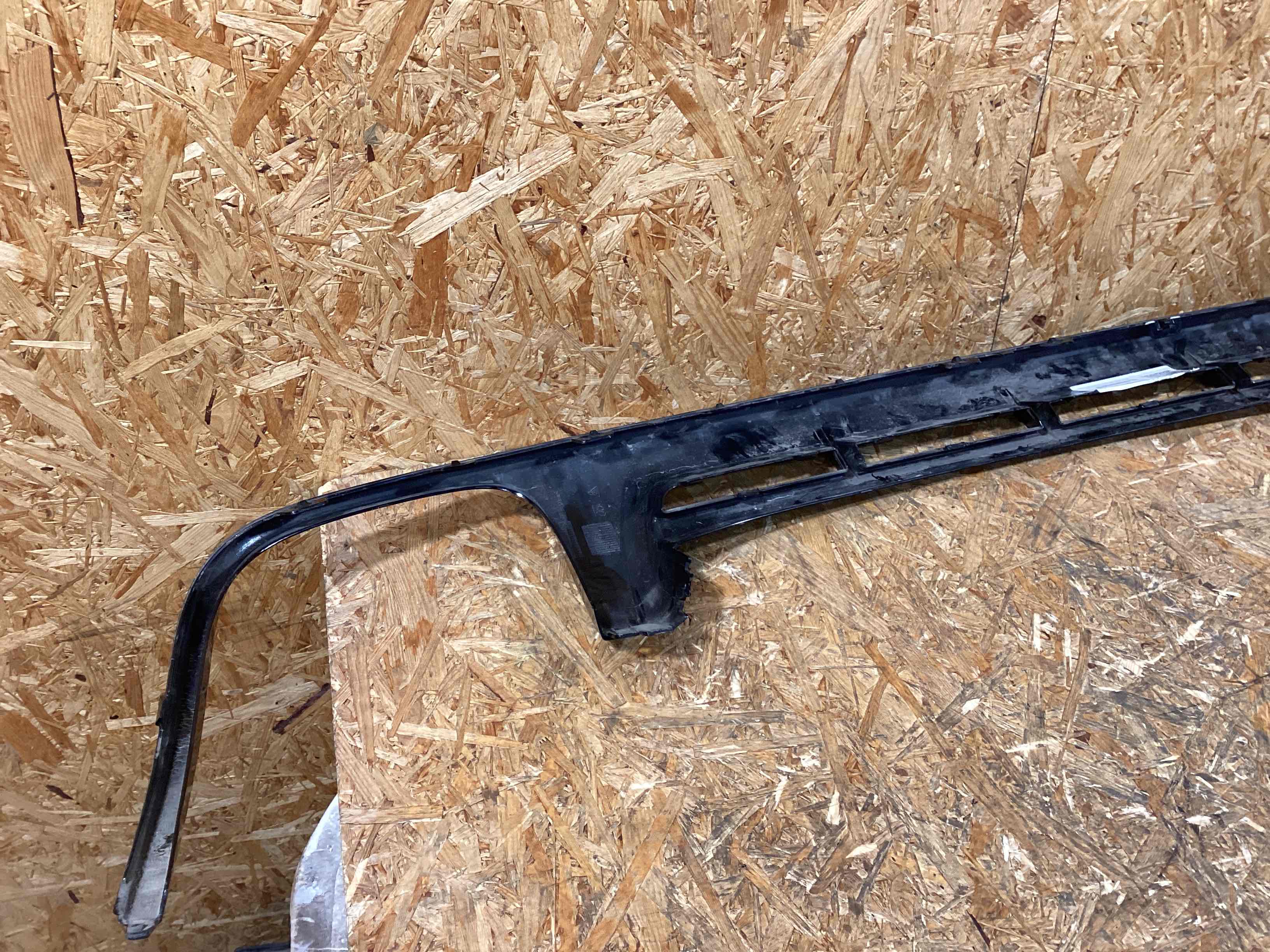 Заглушка, вставка (решетка) в бампер Porsche Macan 100226-104