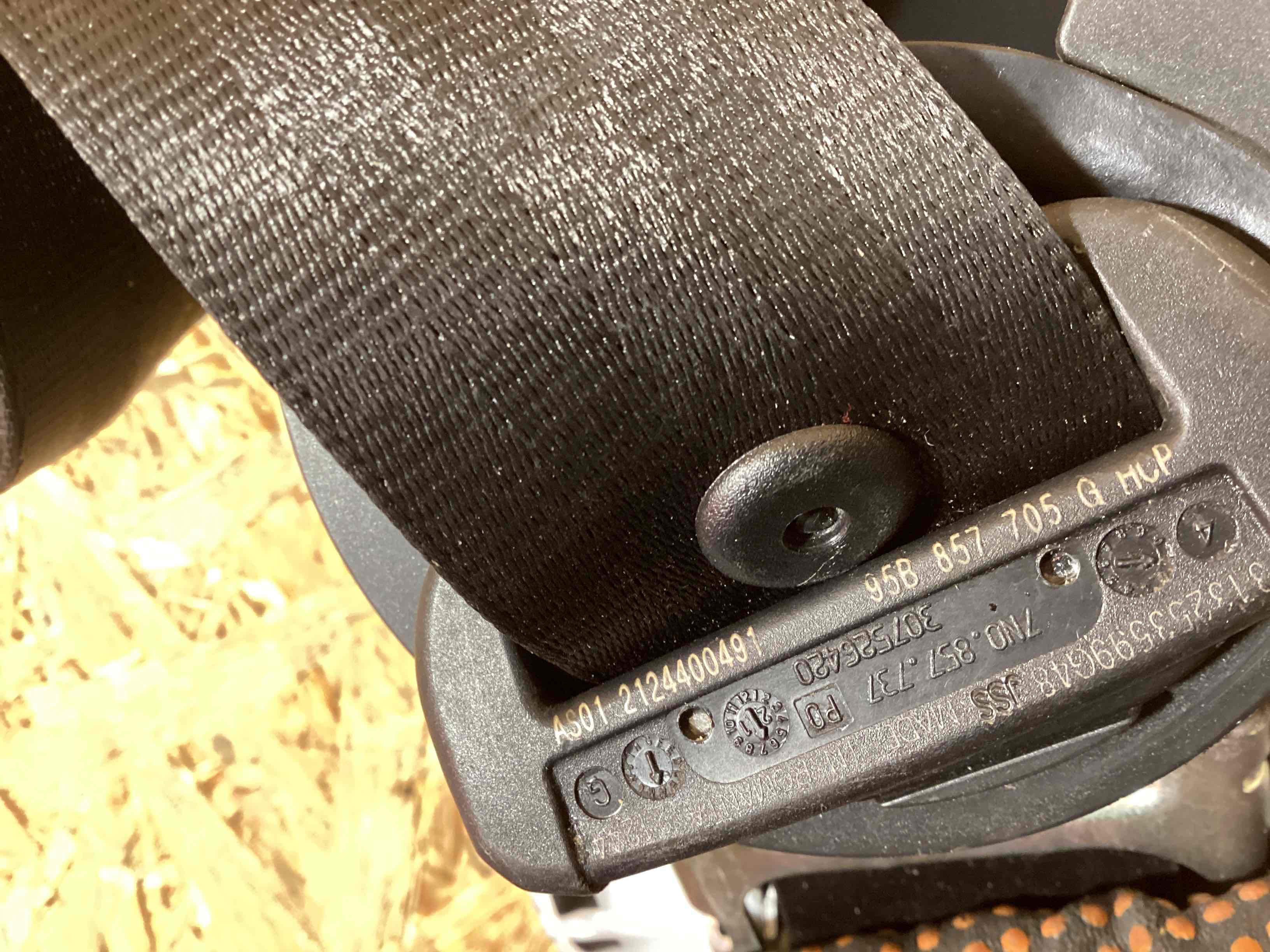 Ремень безопасности Porsche Macan 100226-110