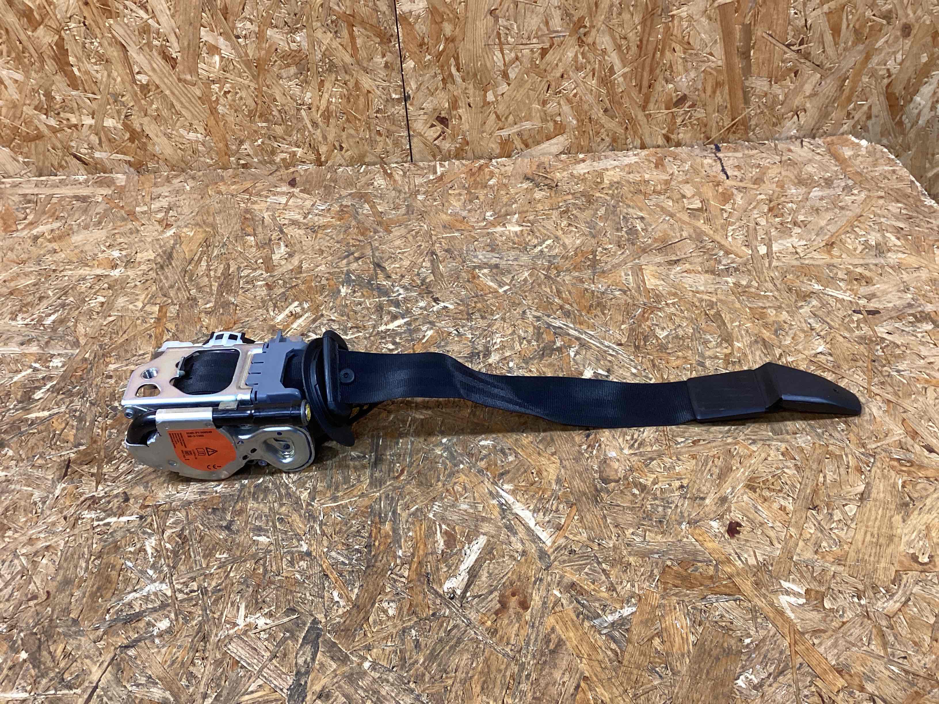 Ремень безопасности Porsche Macan 100226-110