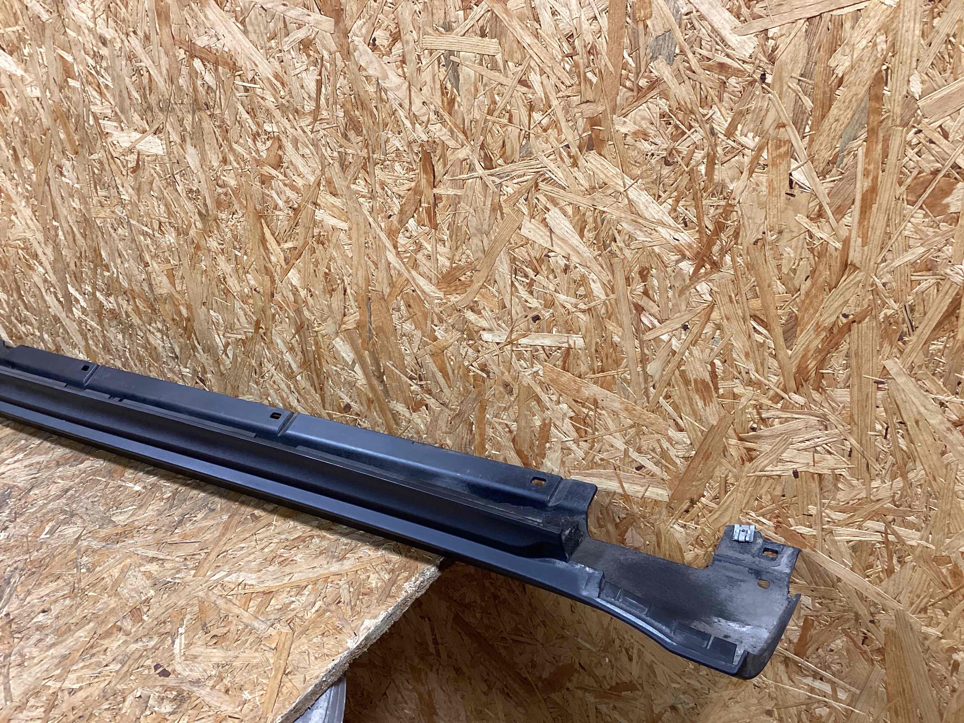 Порог правый Porsche Macan 100226-123