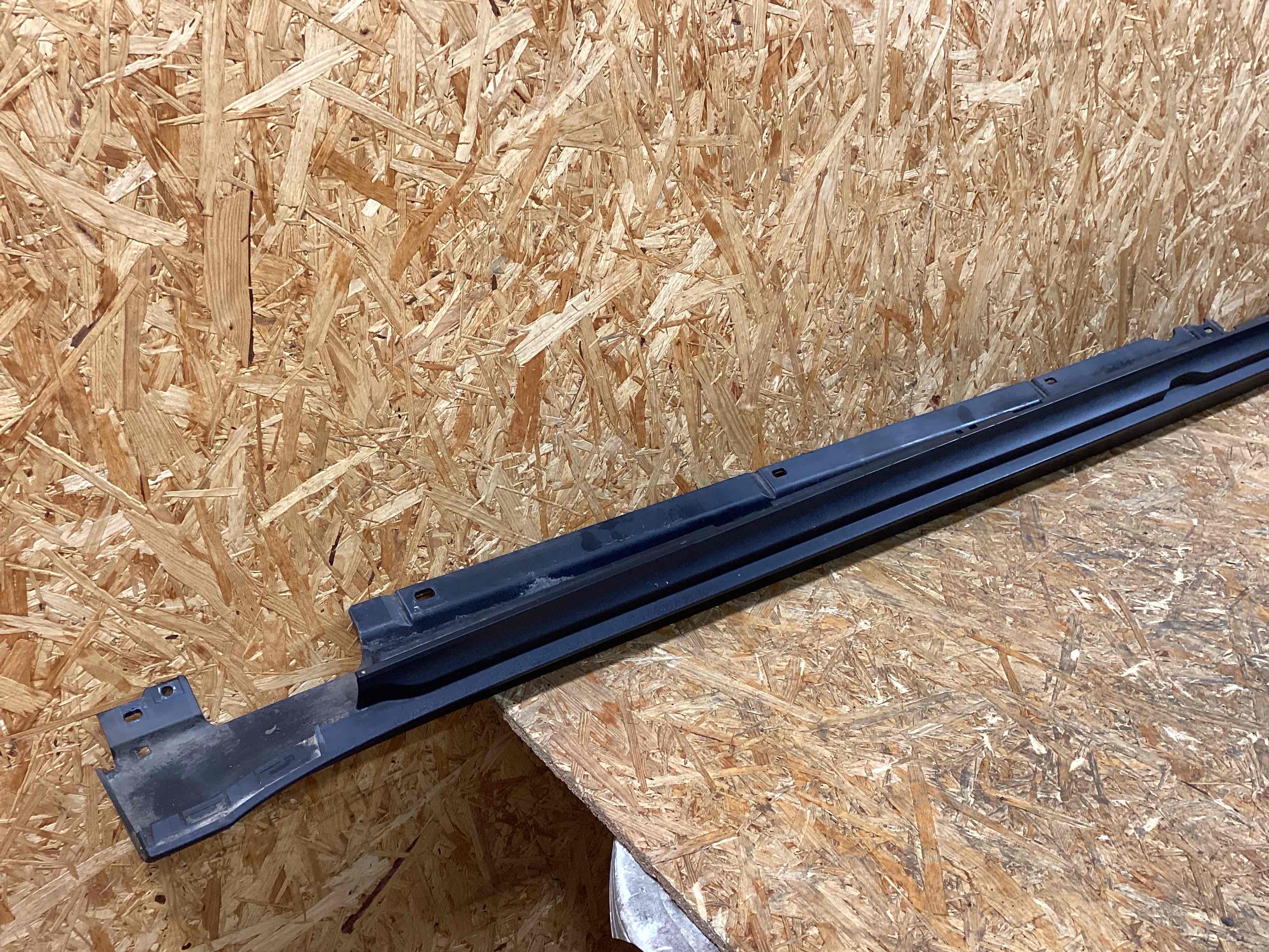 Порог левый Porsche Macan 100226-124