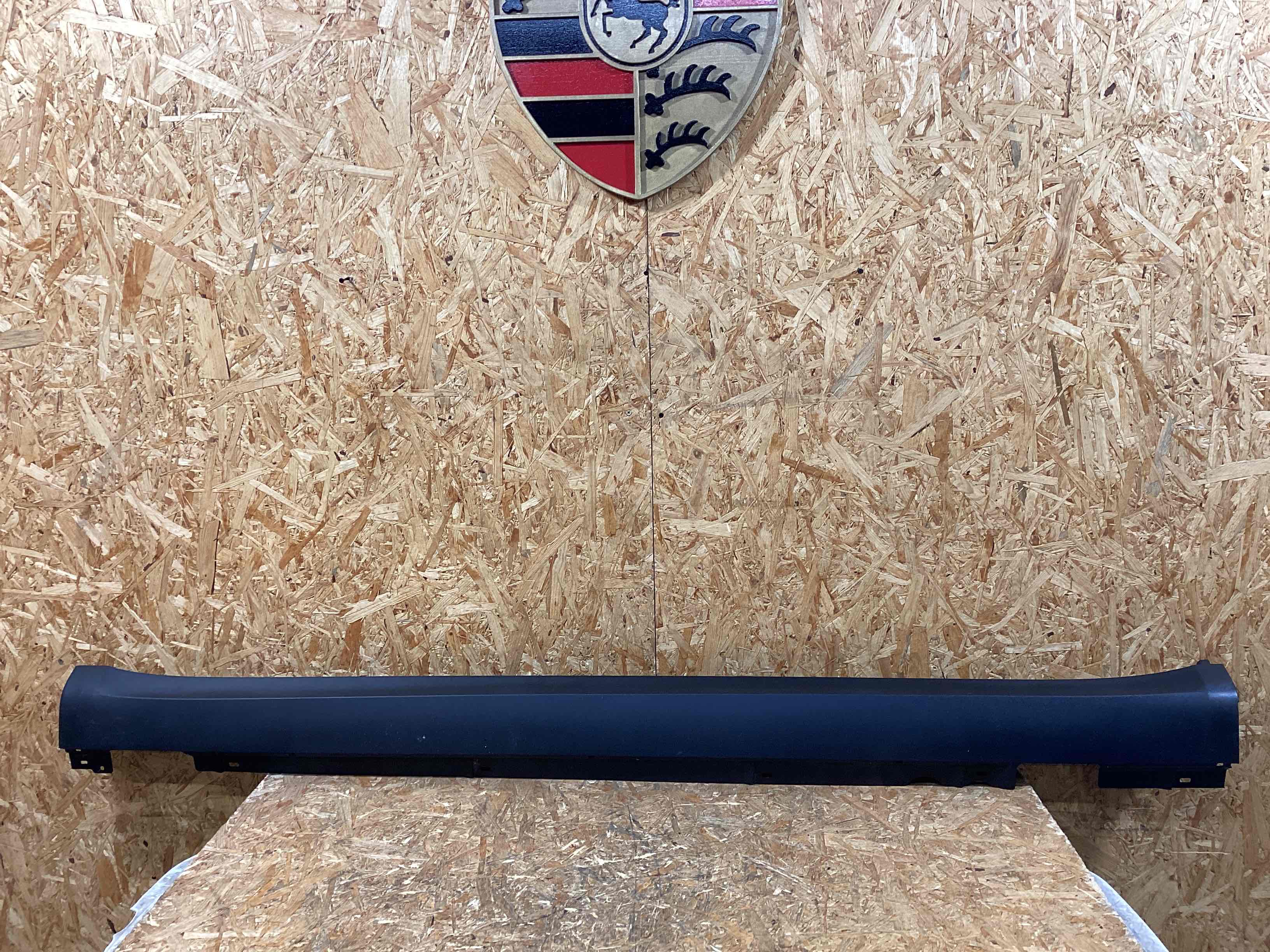 Порог левый Porsche Macan 100226-124