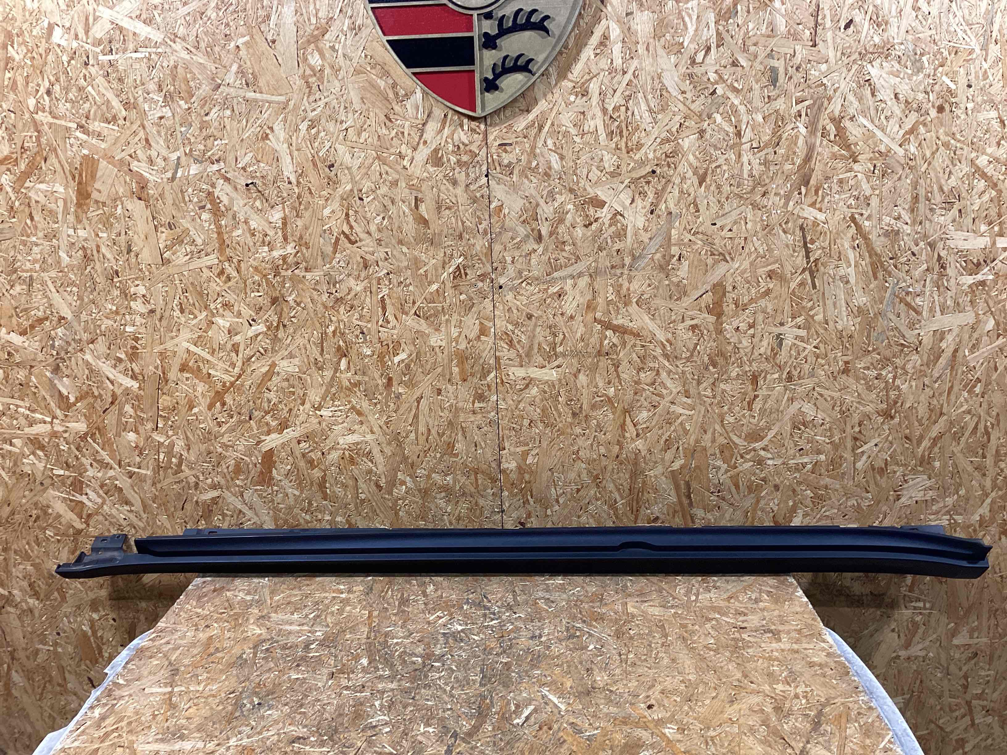 Порог левый Porsche Macan 100226-124