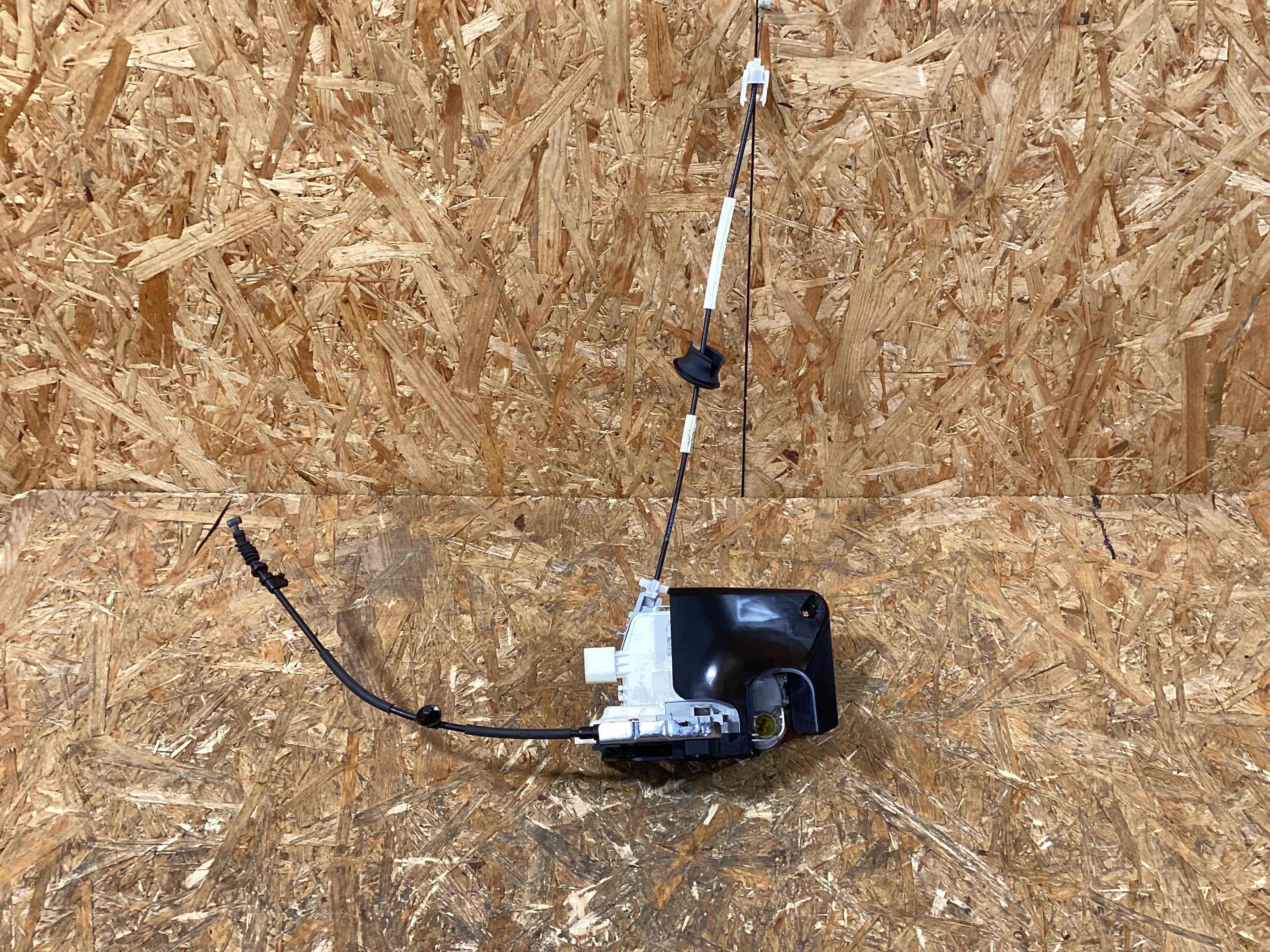 Замок двери передней левой Porsche 911 100326-106