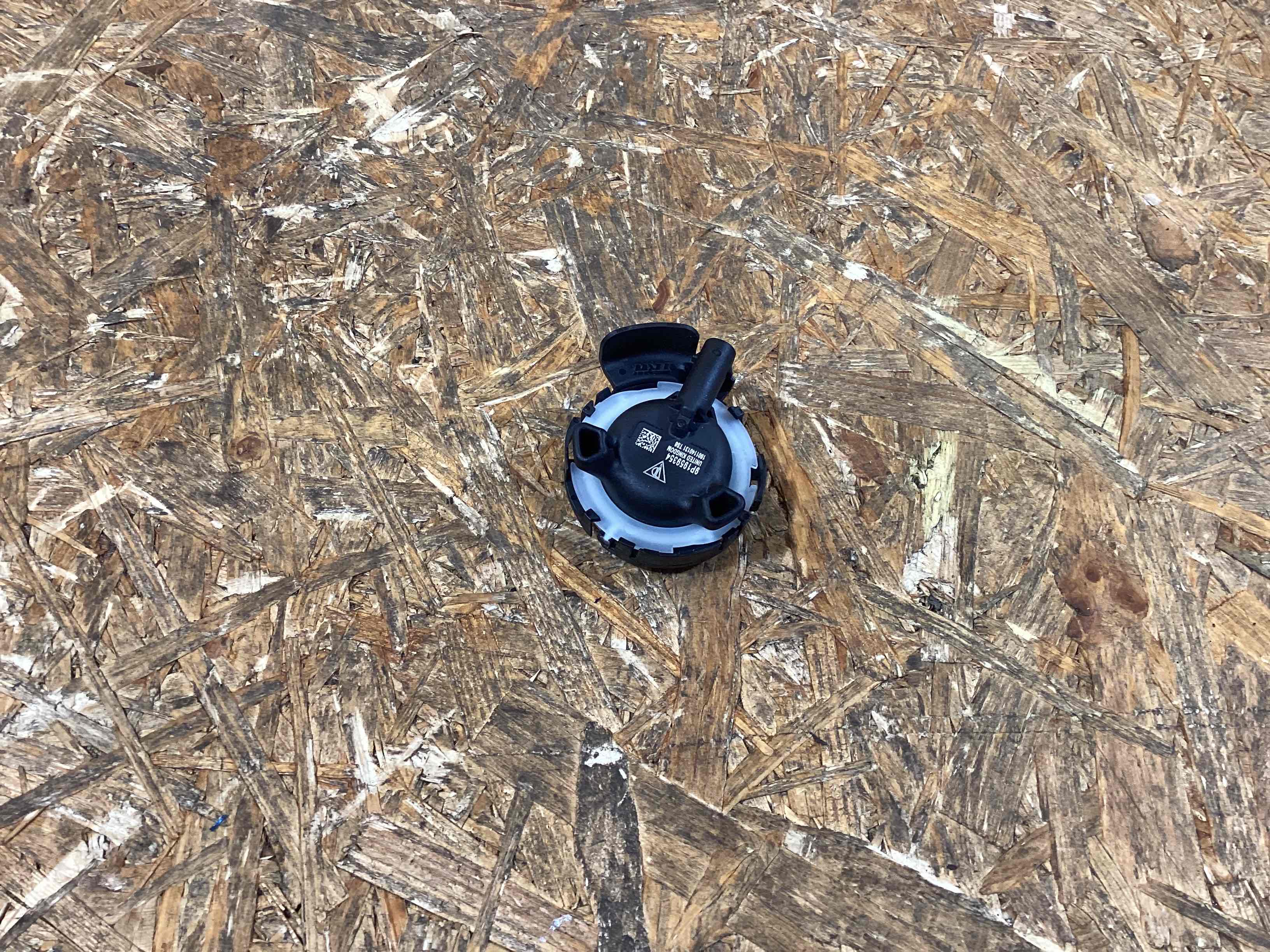 Датчик удара (Airbag), переключатель Porsche 911 100326-109