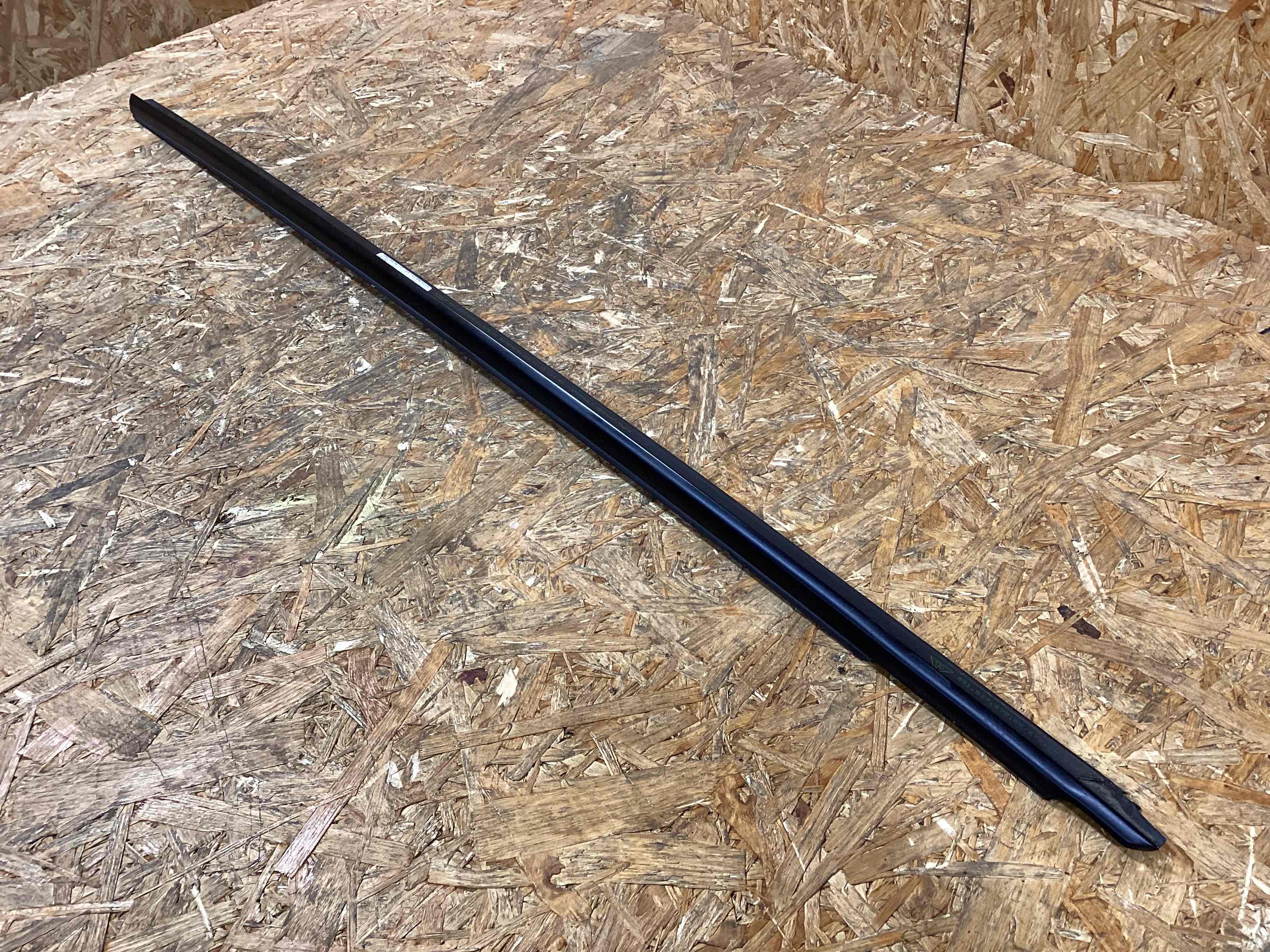 Молдинг двери передней левой Porsche 911 100326-110