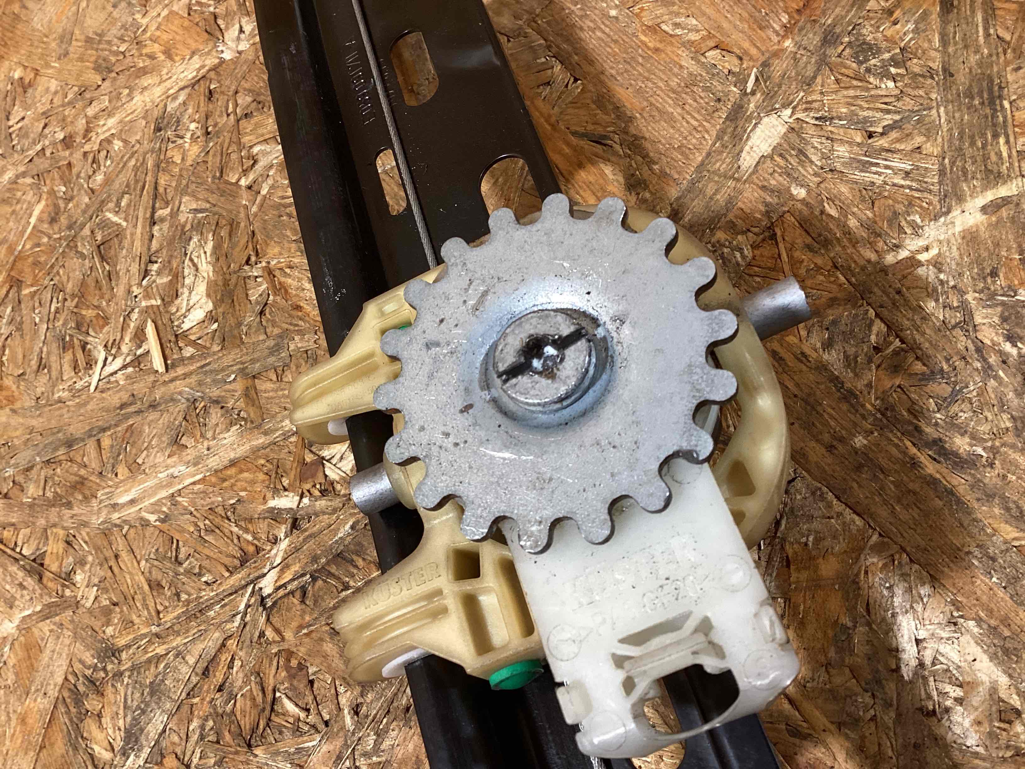 Стеклоподъемник передний левый Porsche 911 100326-113