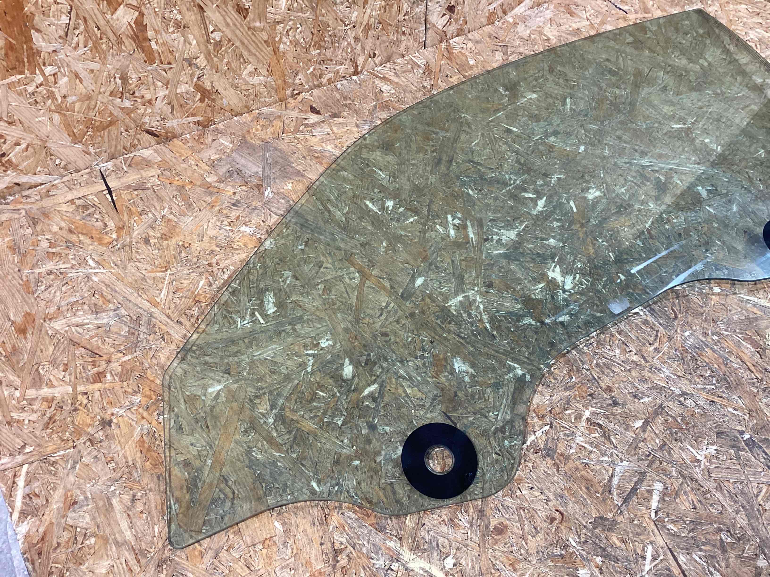 Стекло двери Porsche 911 100326-114