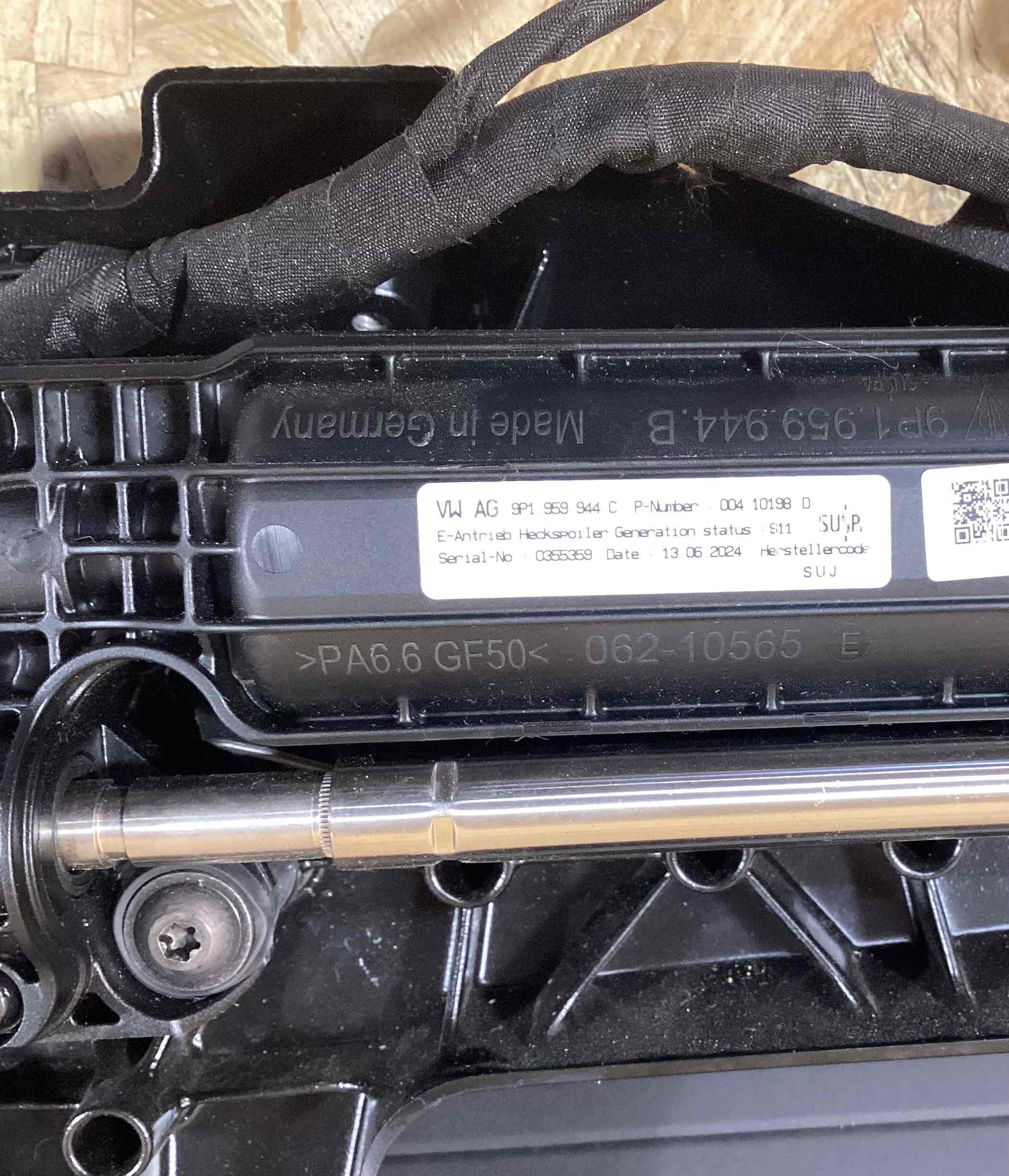 Спойлер Porsche 911 100426-101